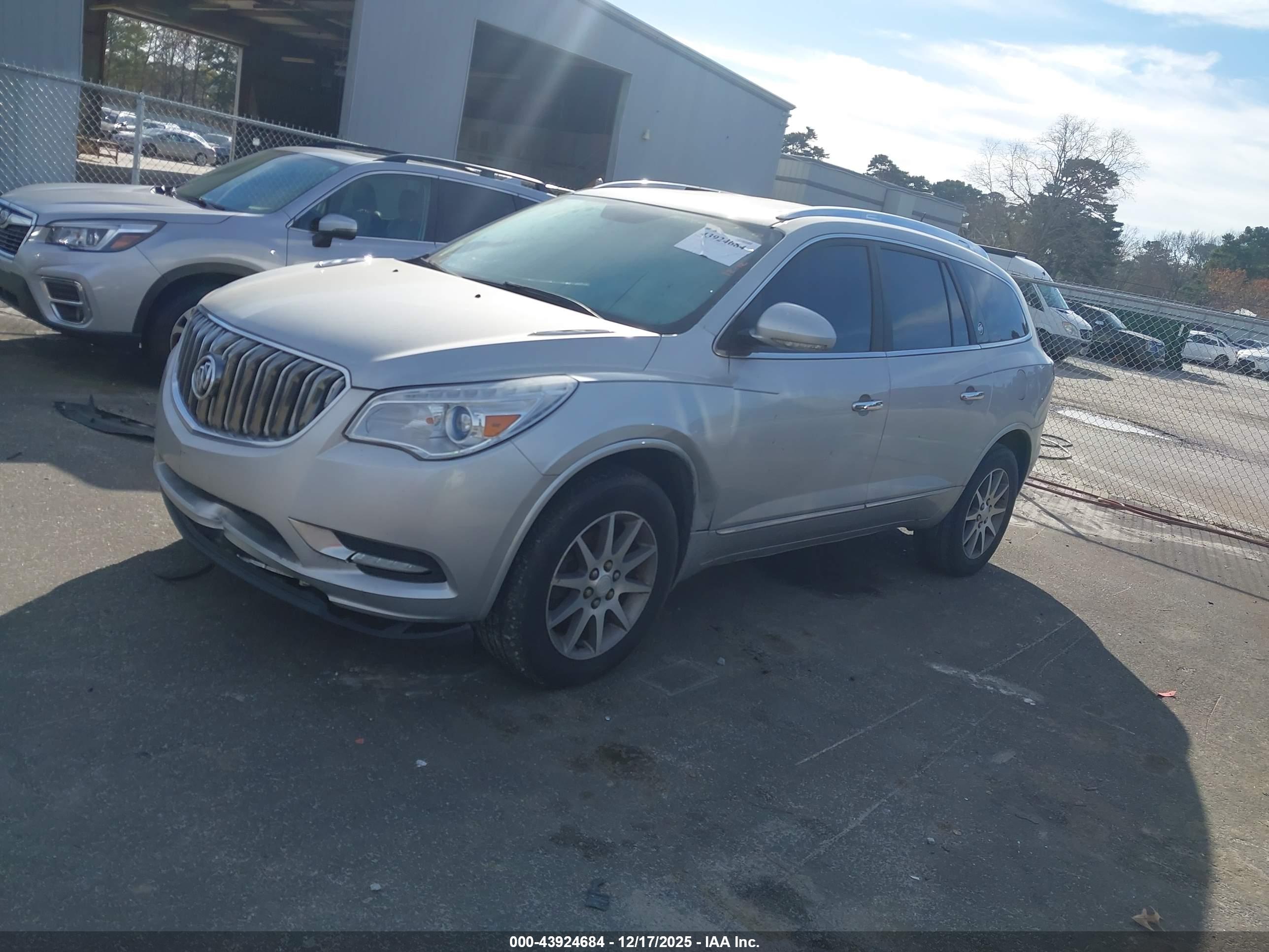 BUICK ENCLAVE image 2