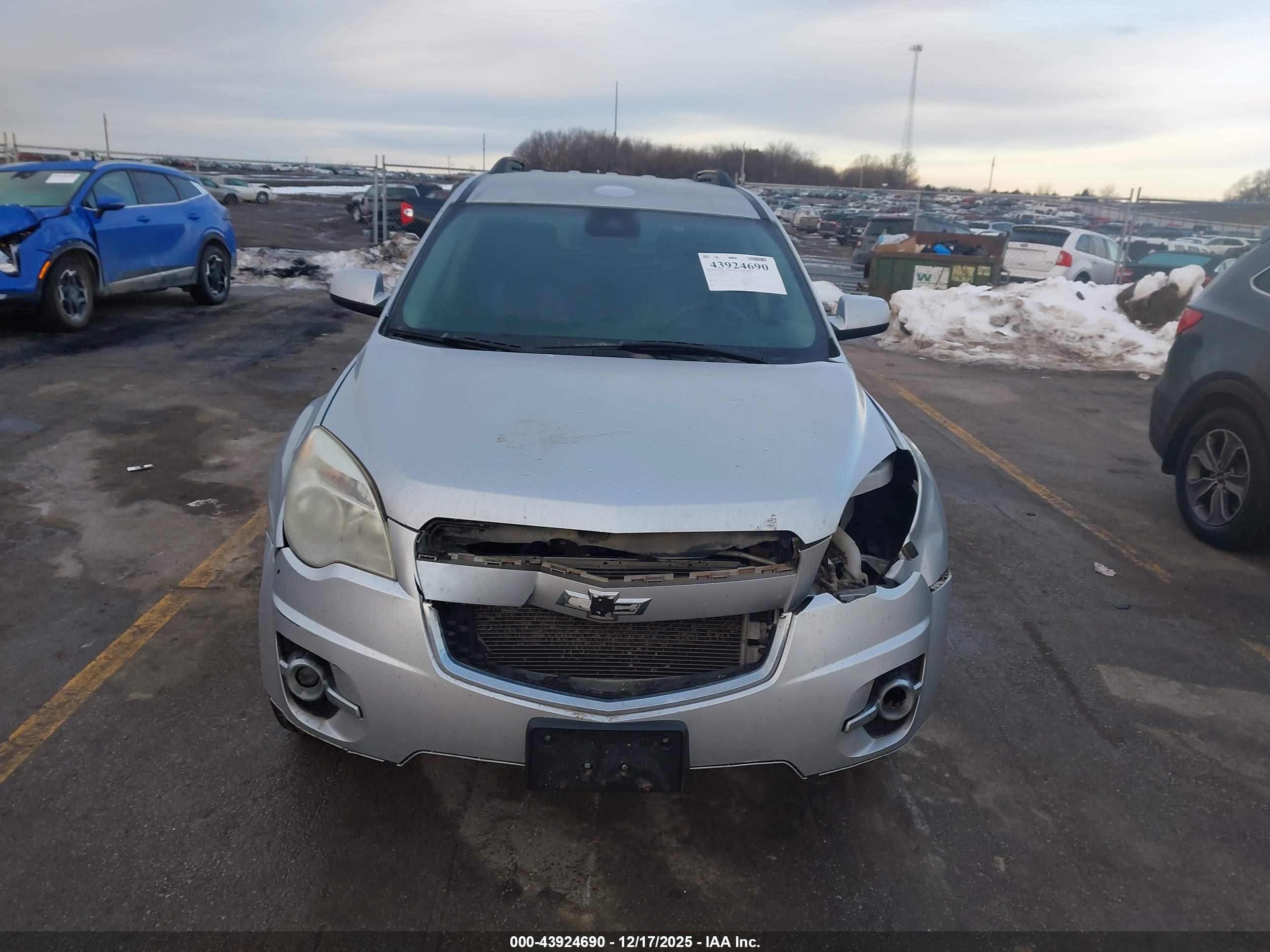 CHEVROLET EQUINOX image 6
