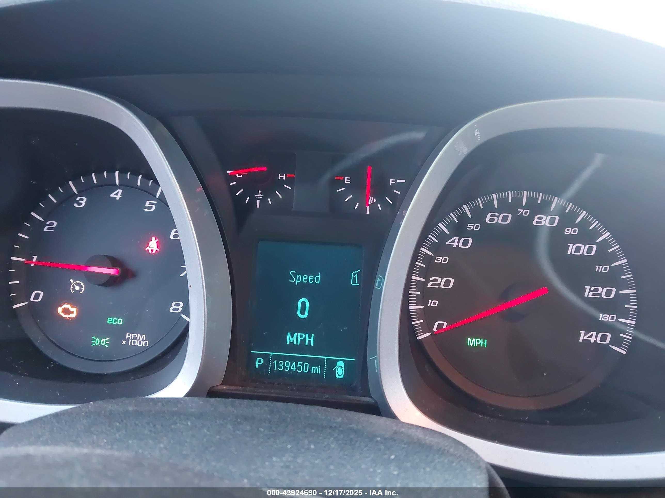 CHEVROLET EQUINOX image 7