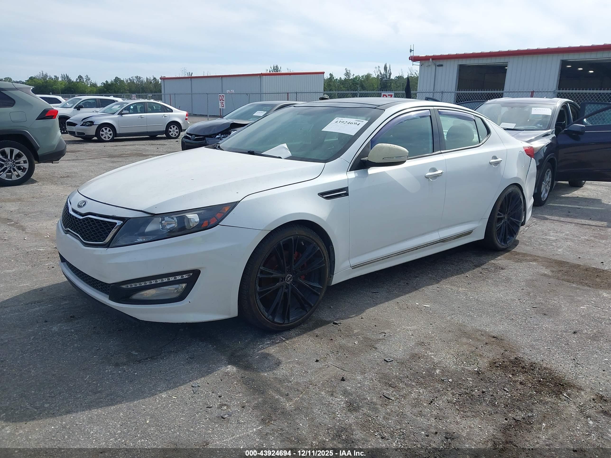 KIA OPTIMA image 2