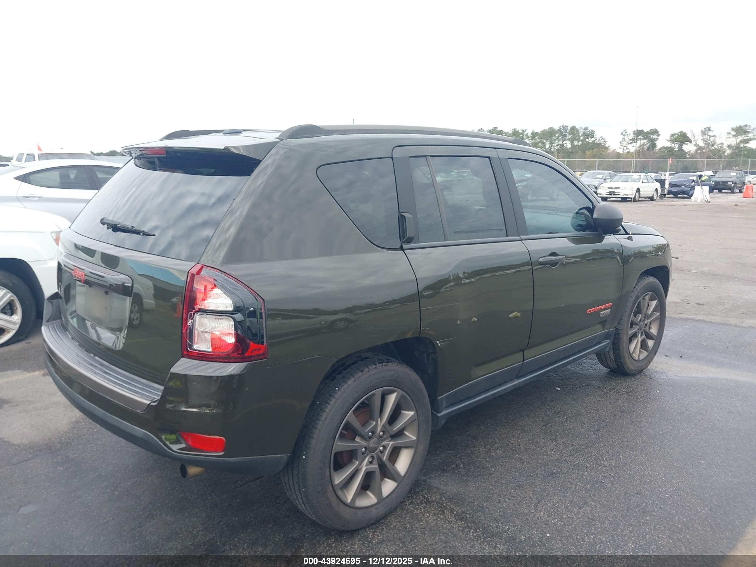 JEEP COMPASS image 4