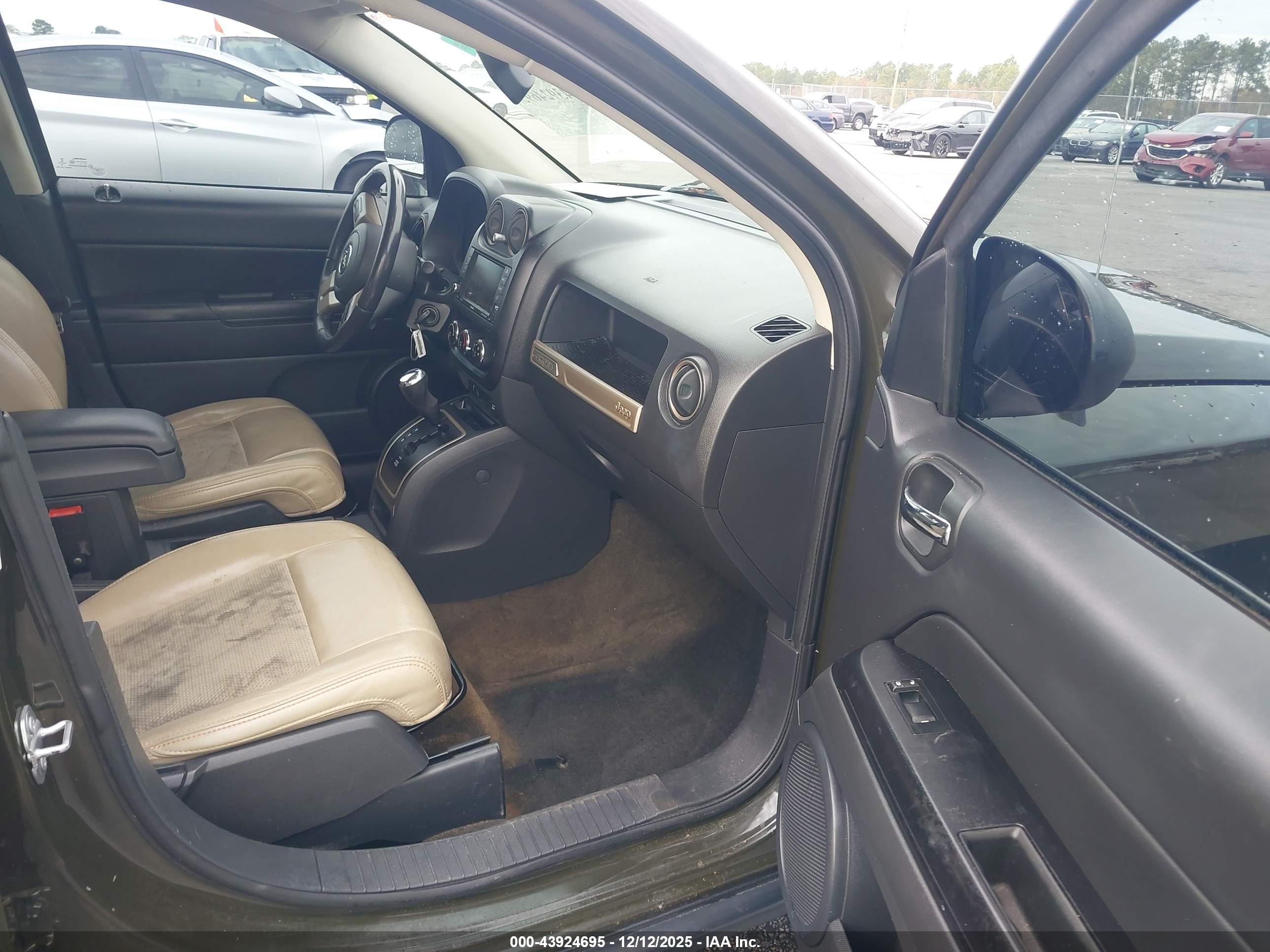 JEEP COMPASS image 5