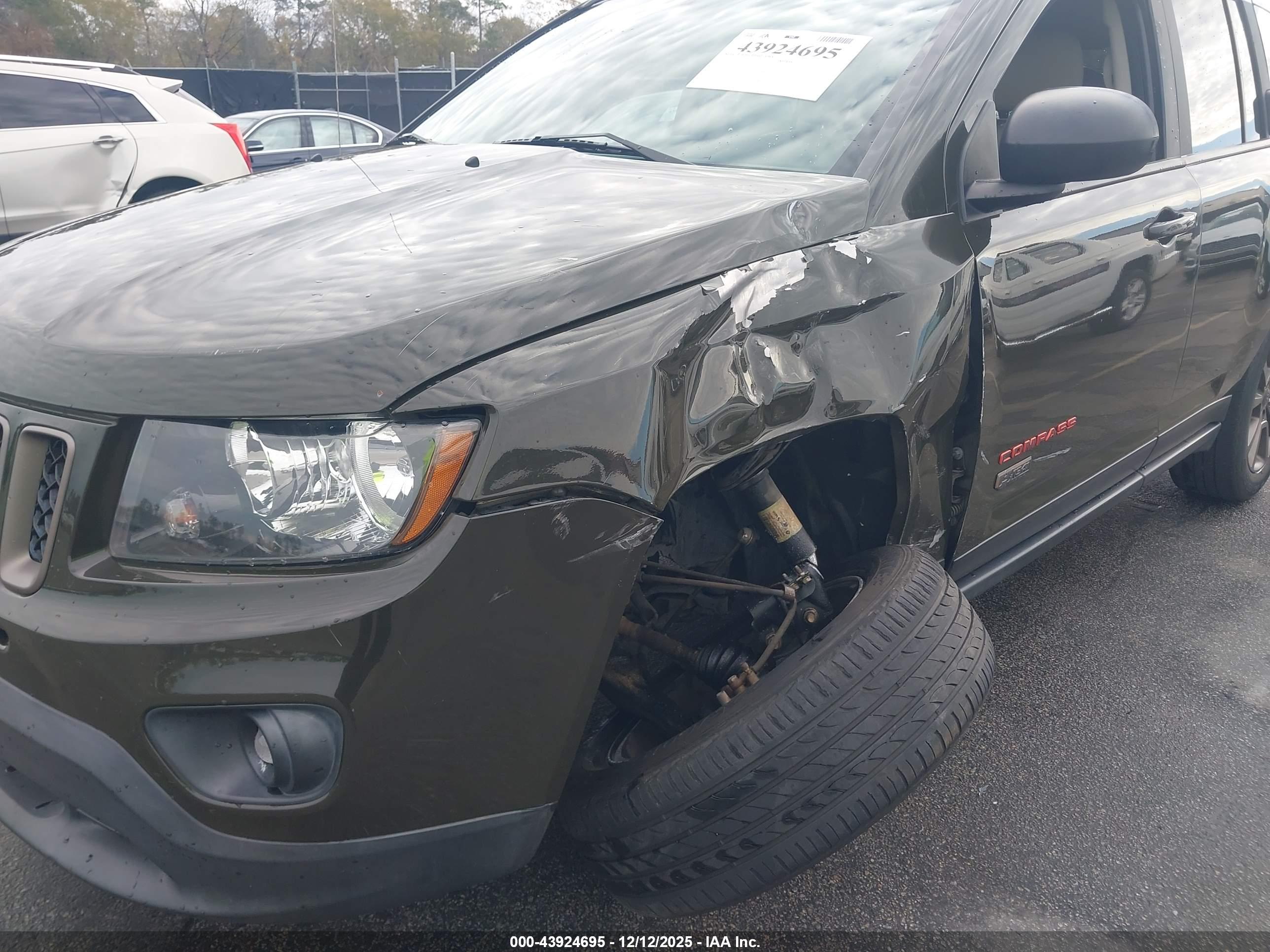 JEEP COMPASS image 6