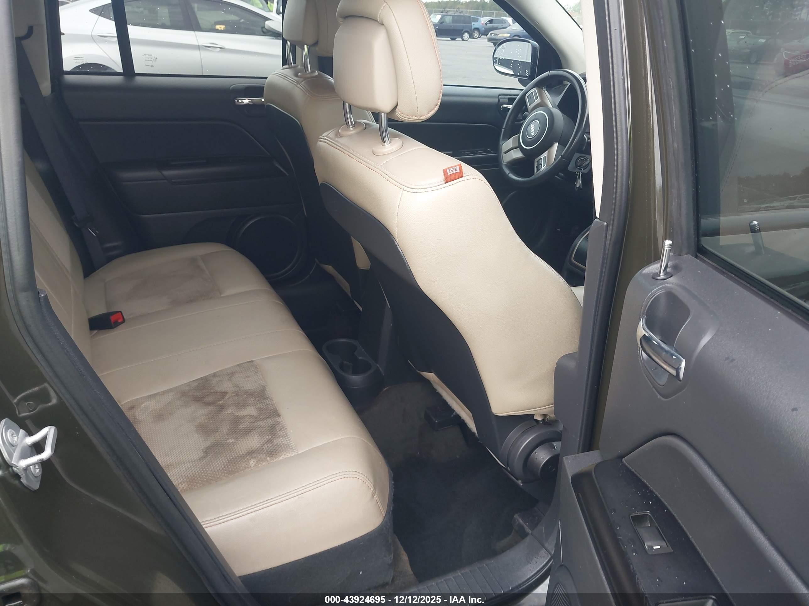 JEEP COMPASS image 8