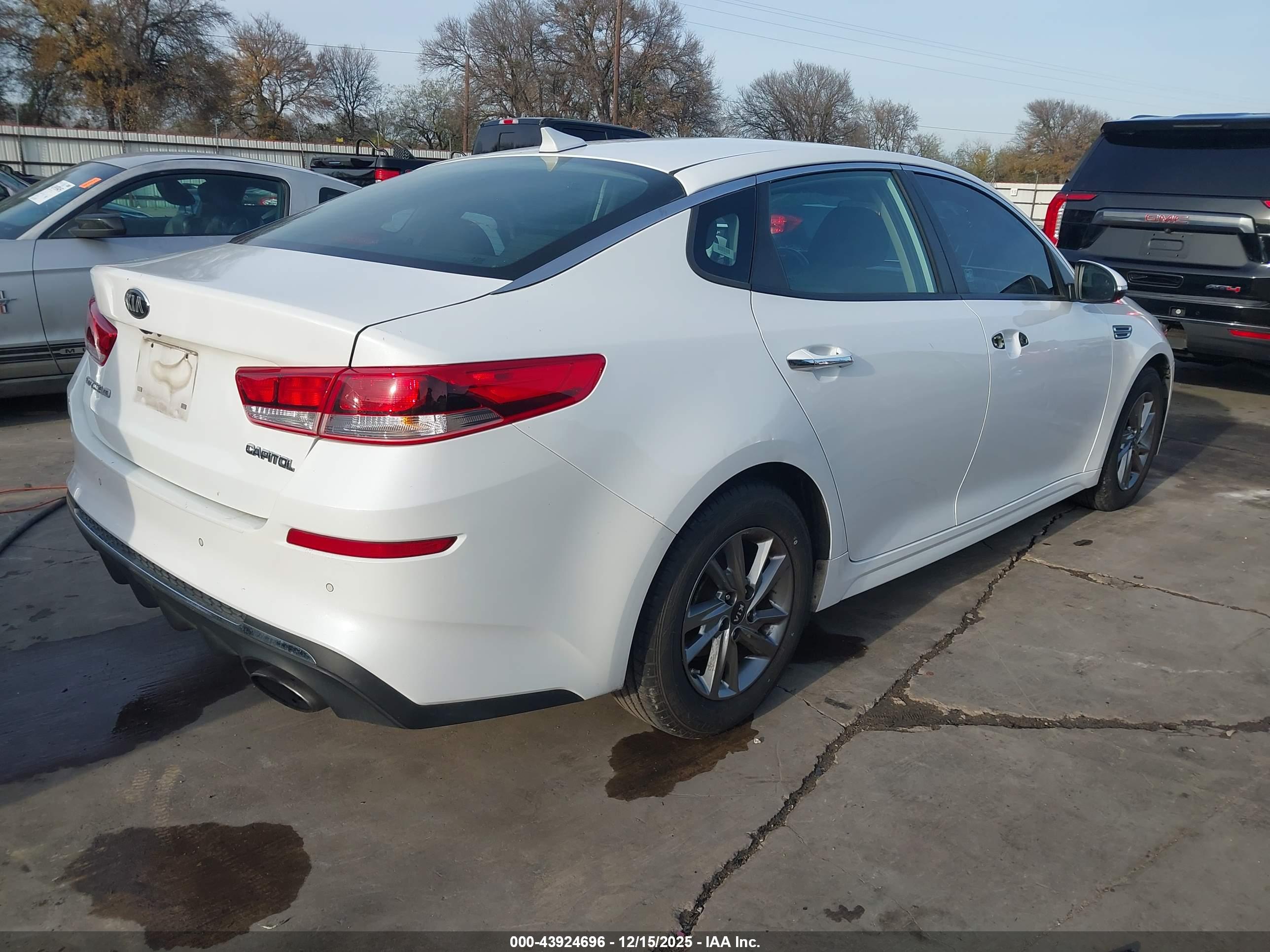 KIA OPTIMA image 4