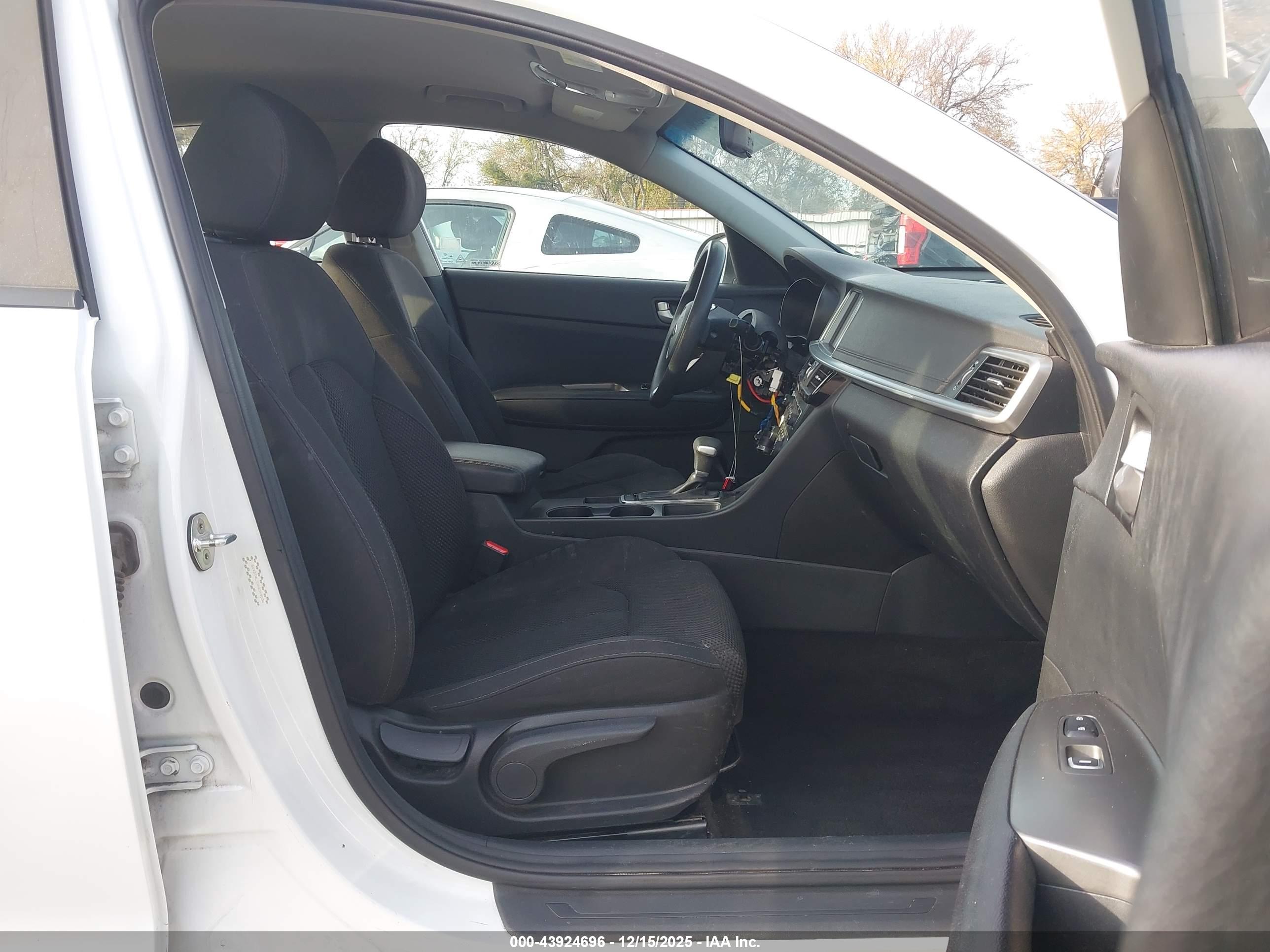 KIA OPTIMA image 5