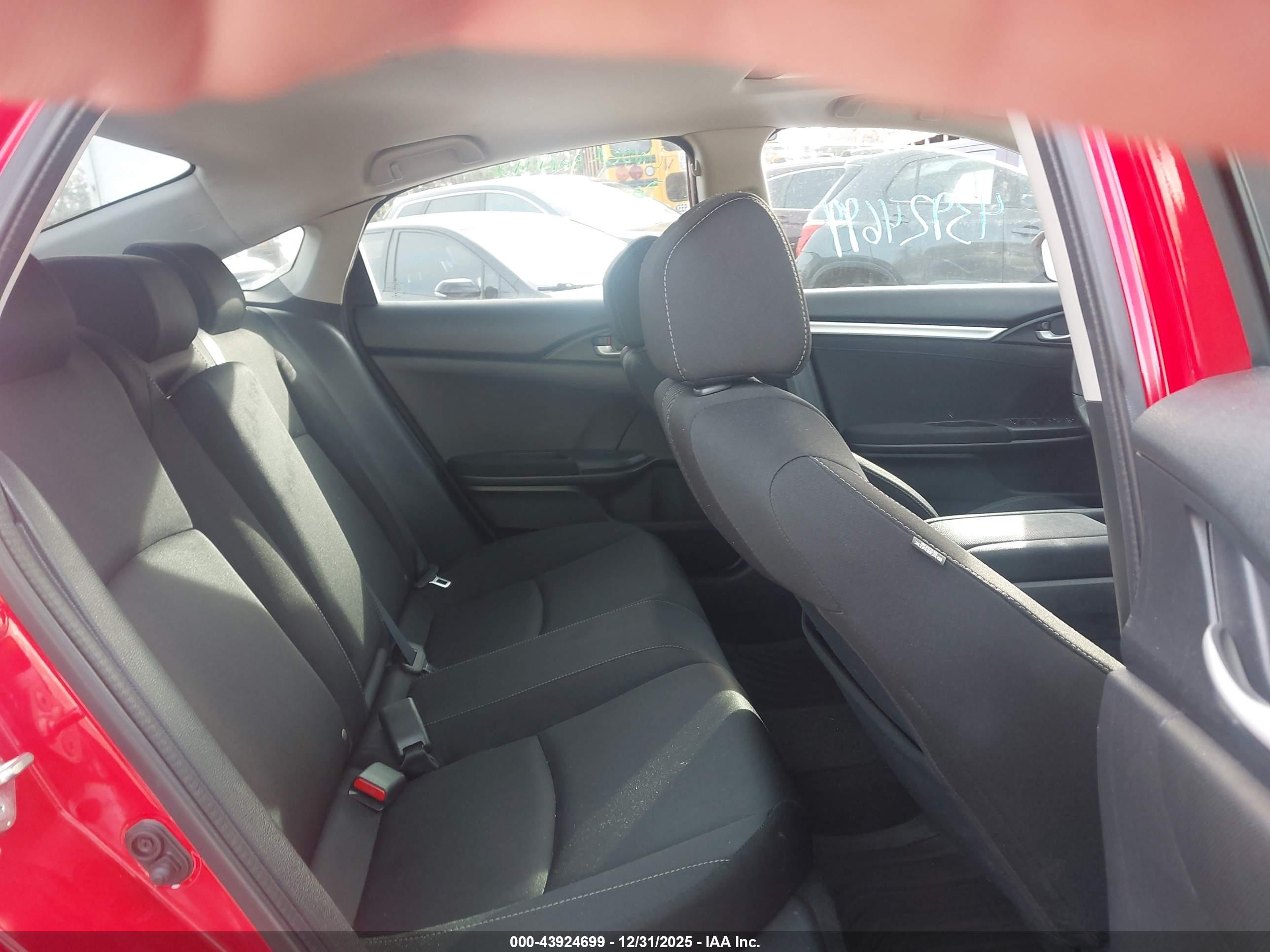 HONDA CIVIC image 8
