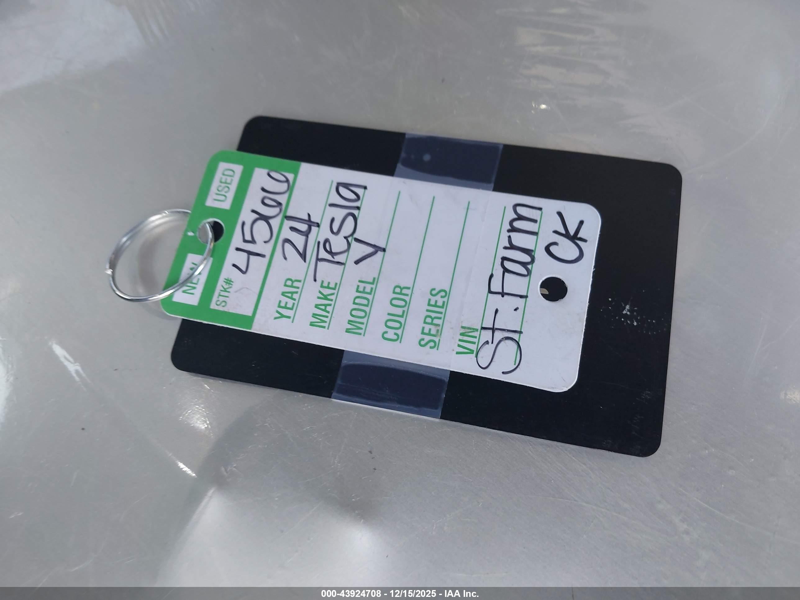 TESLA MODEL image 11