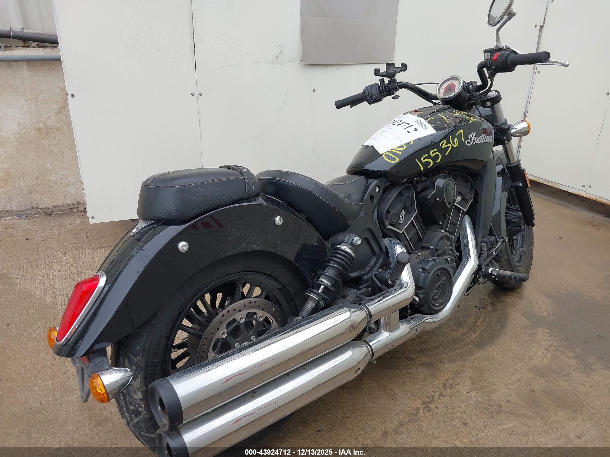INDIAN MOTORCYCLE image 4