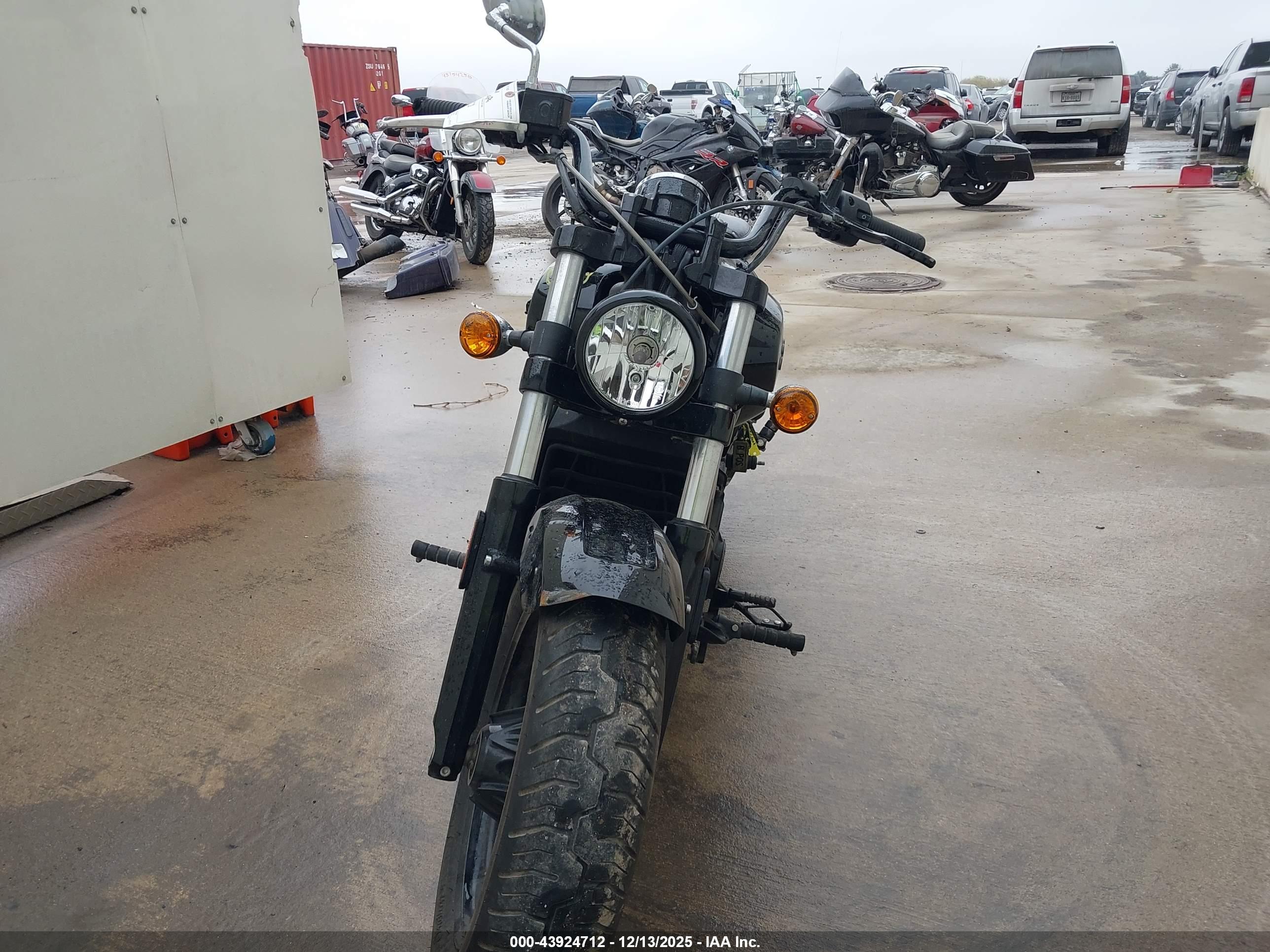 INDIAN MOTORCYCLE image 5