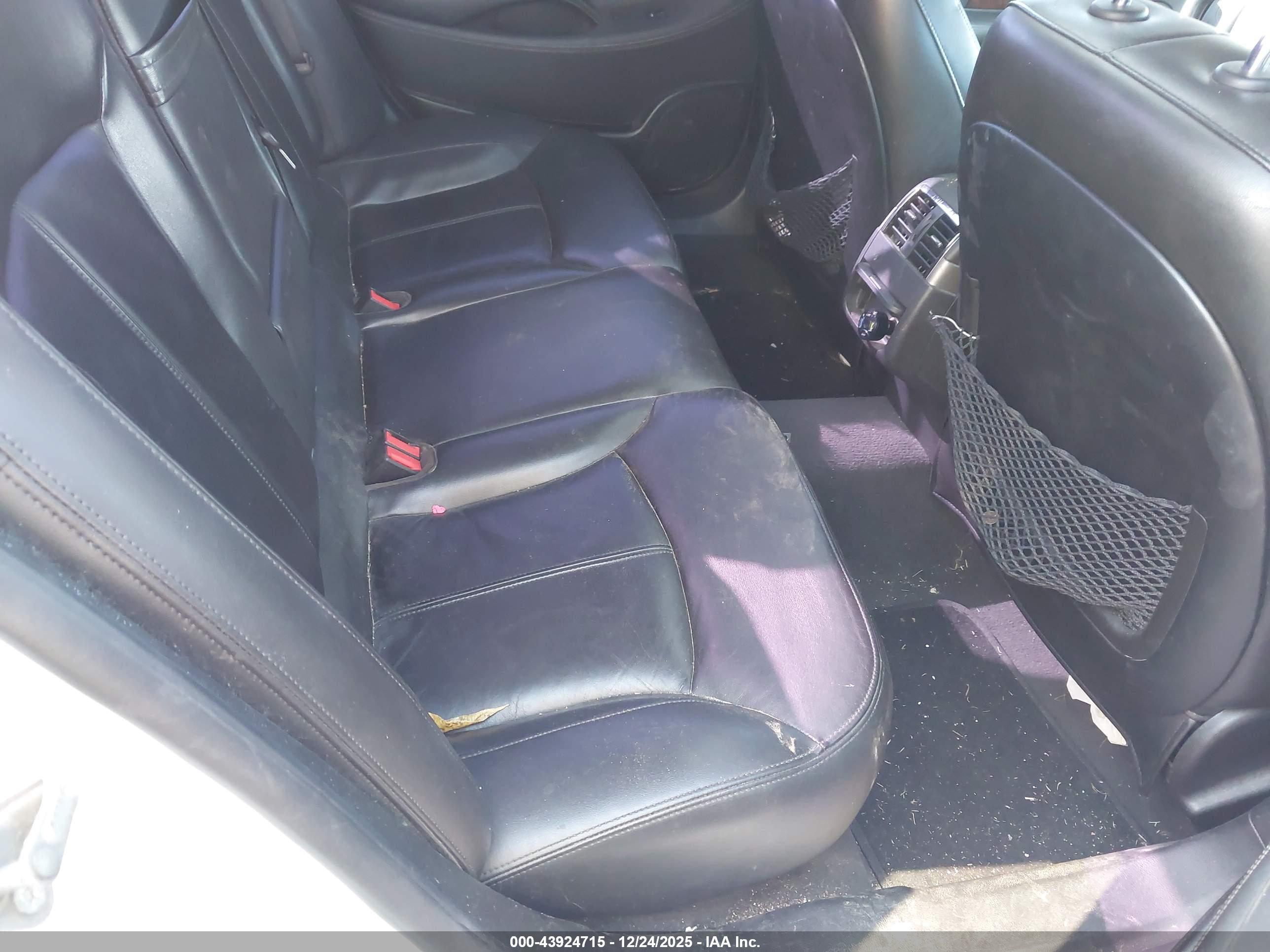 BUICK LACROSSE image 8