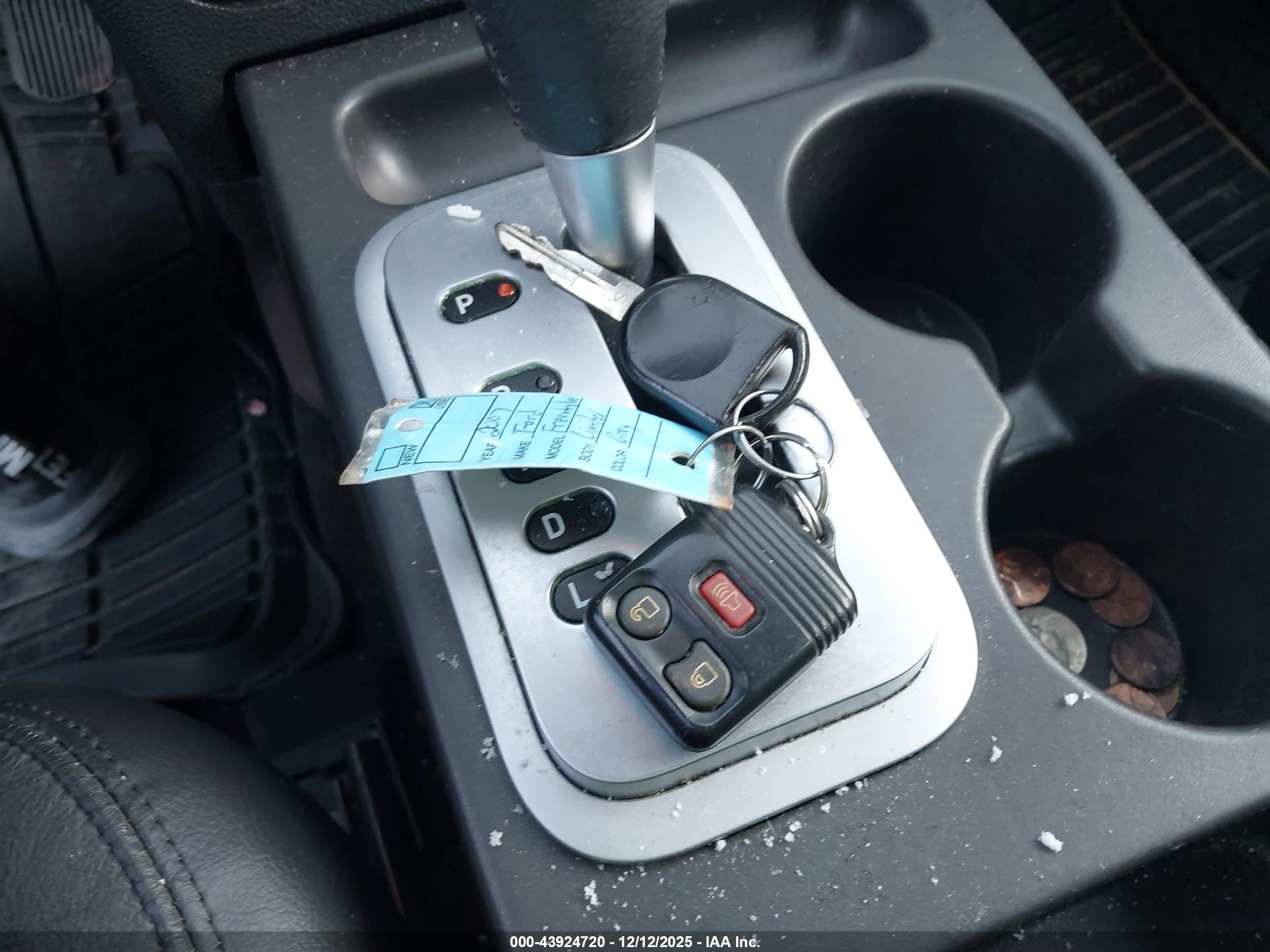 FORD FREESTYLE image 11