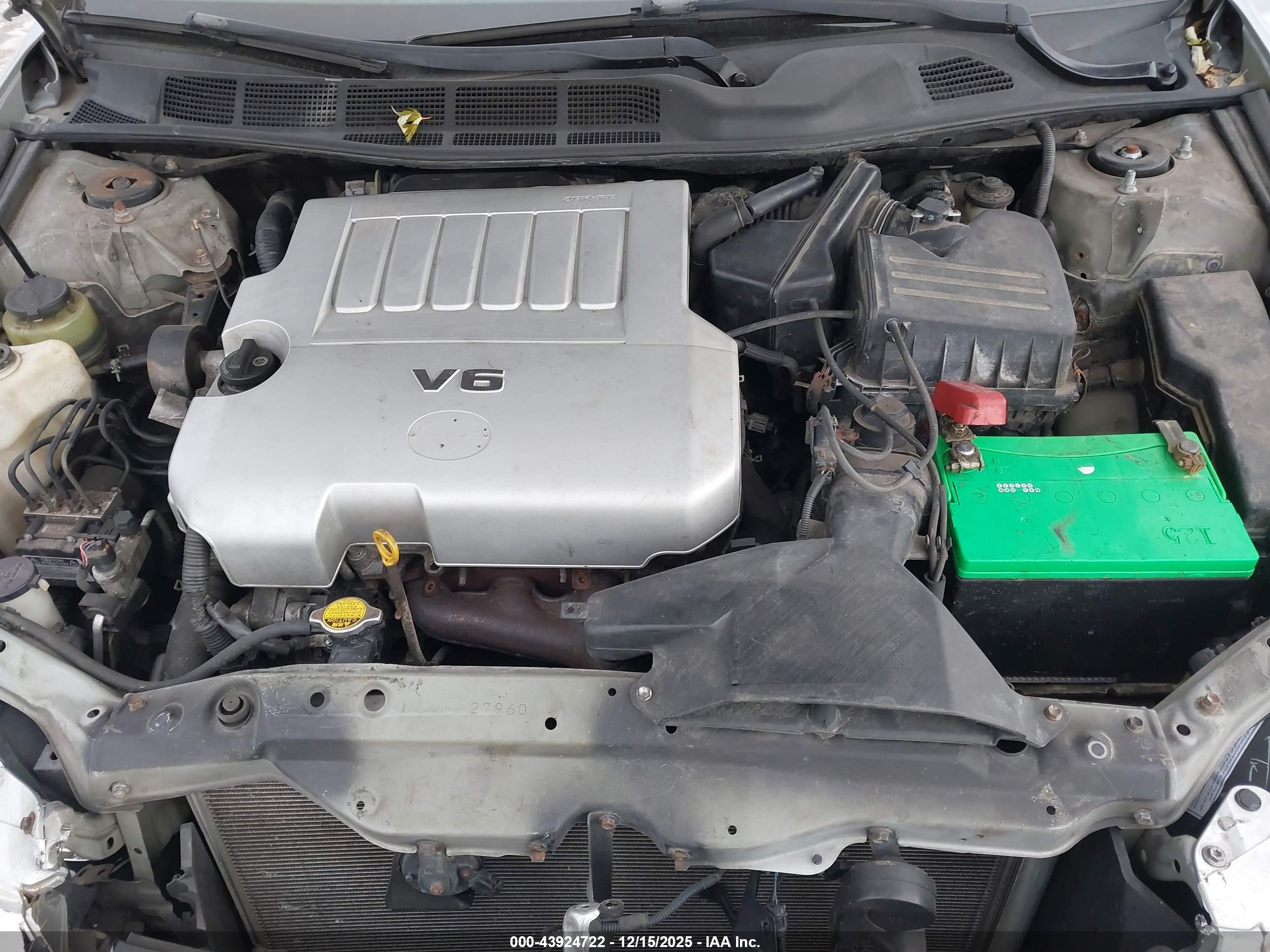 TOYOTA AVALON image 10