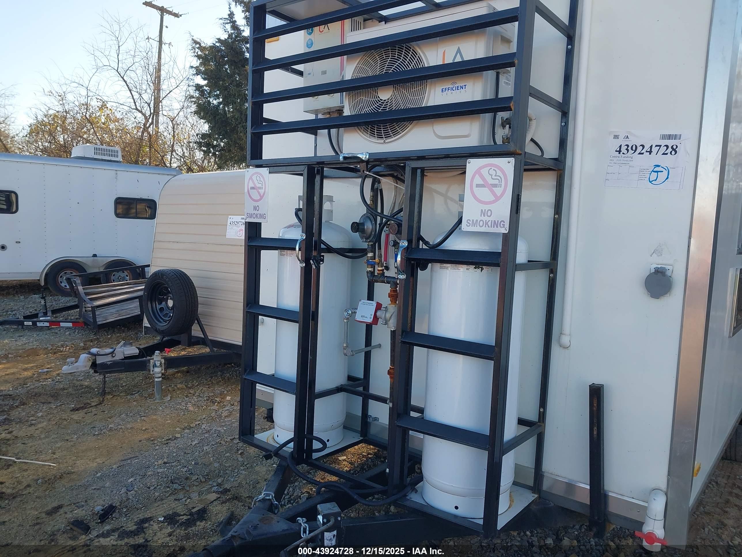 FUD TRAILERS image 10