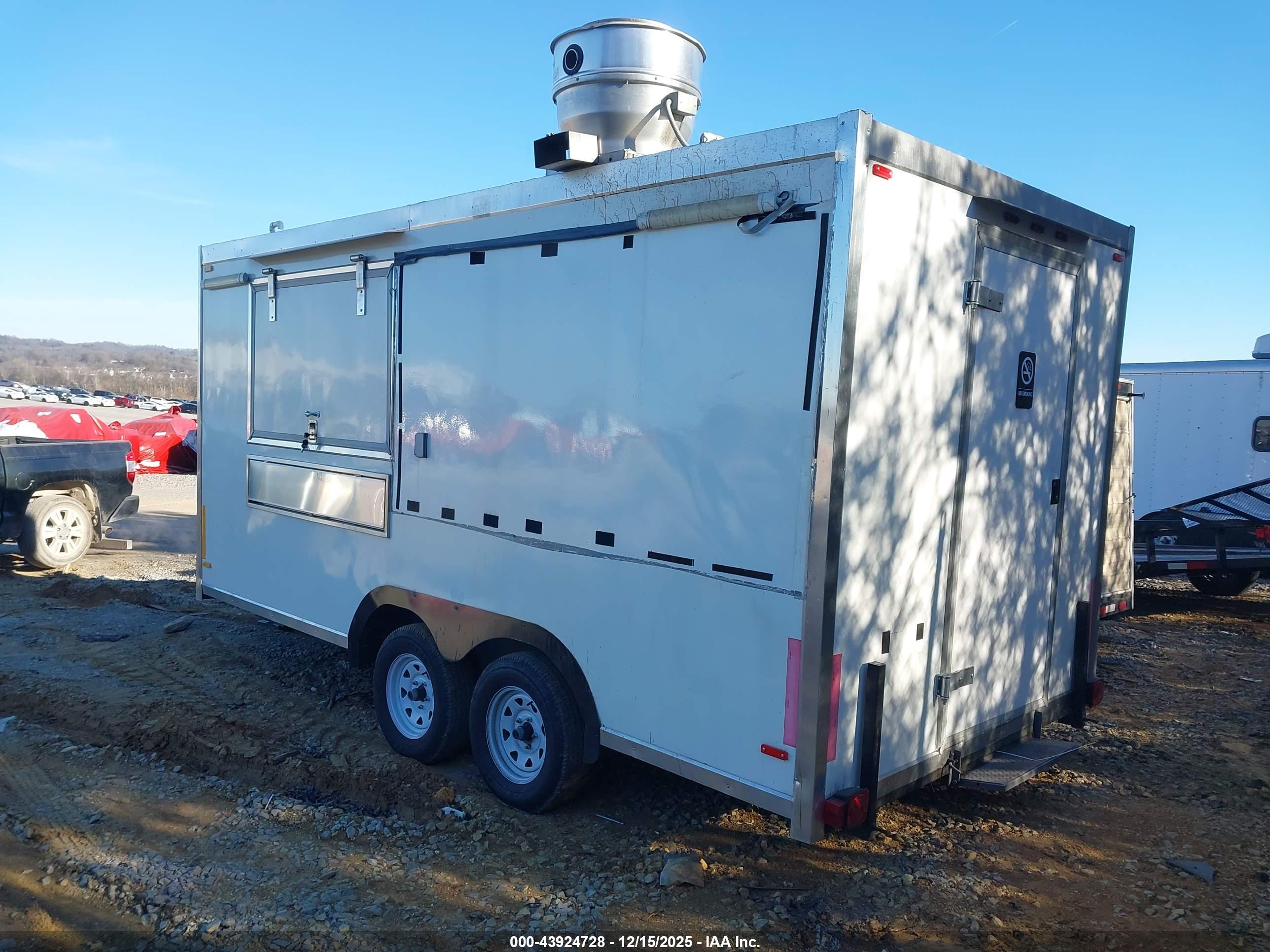 FUD TRAILERS image 3