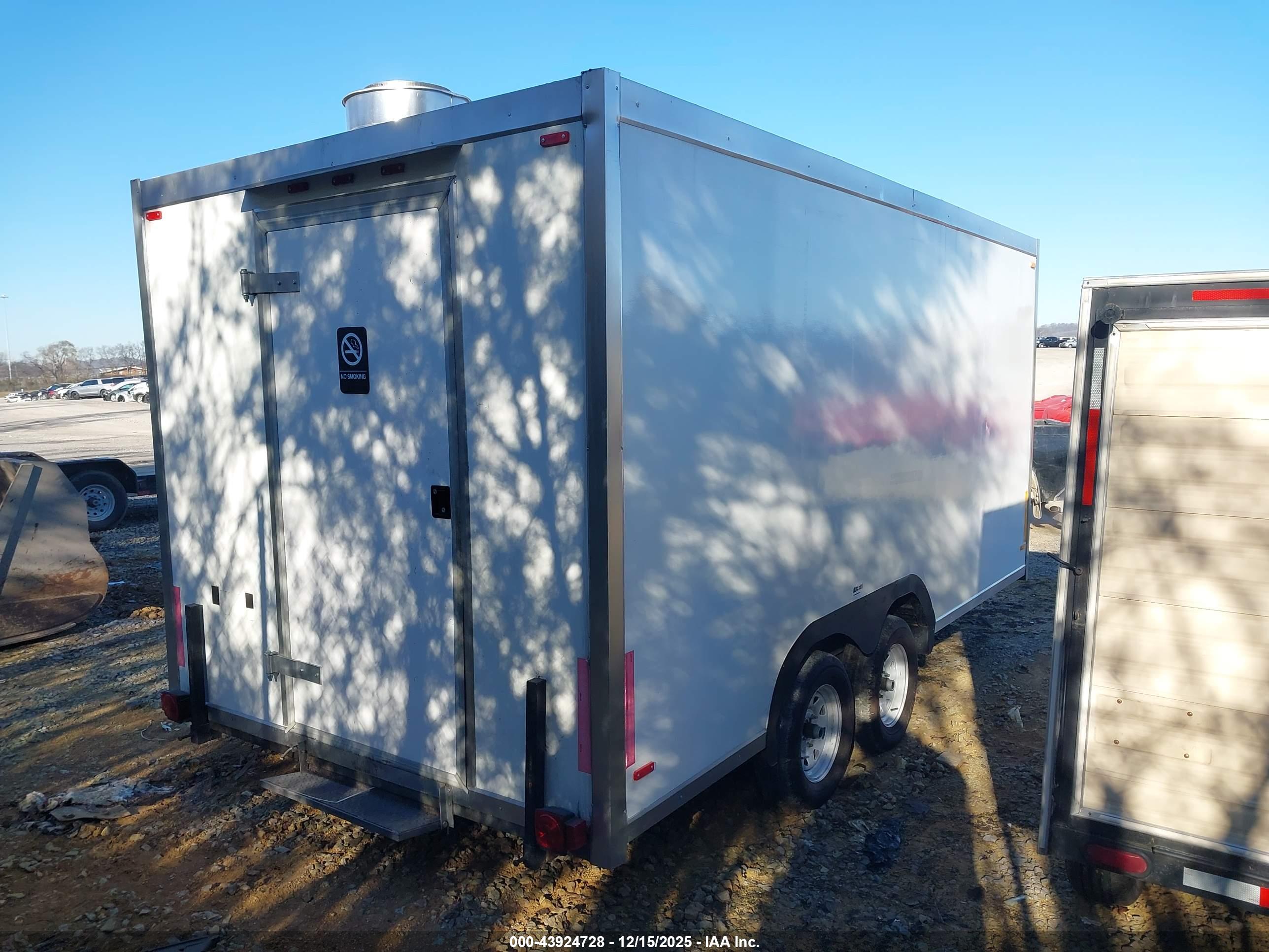 FUD TRAILERS image 4