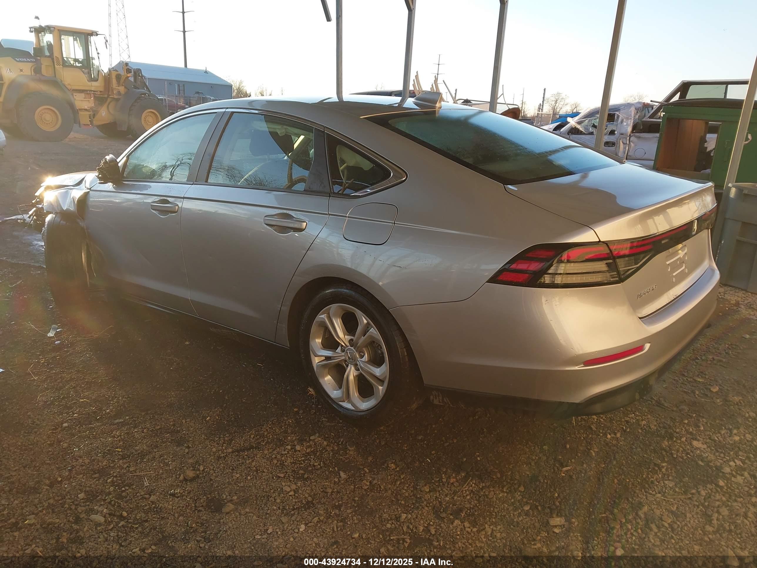 HONDA ACCORD image 3