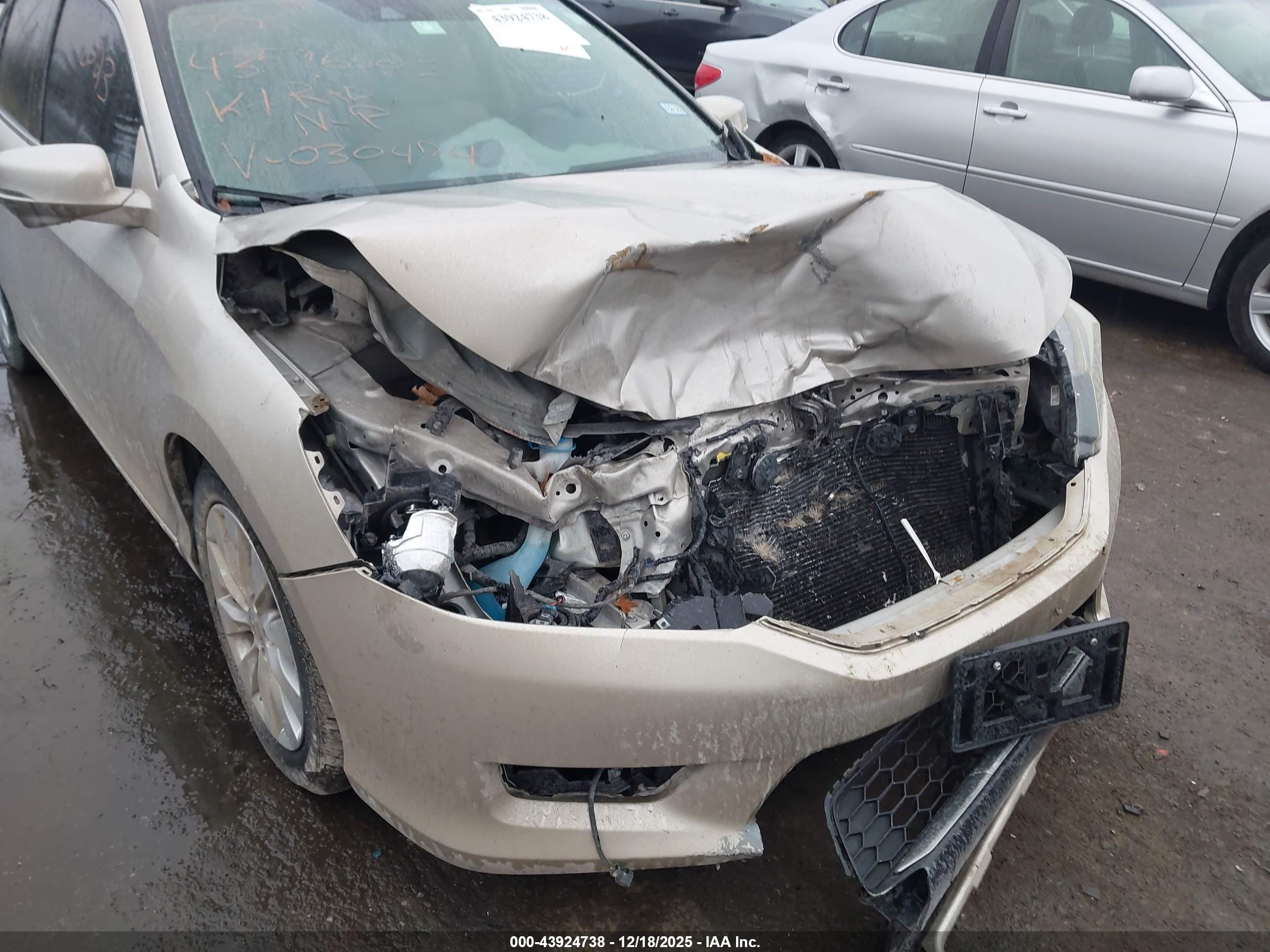HONDA ACCORD image 6