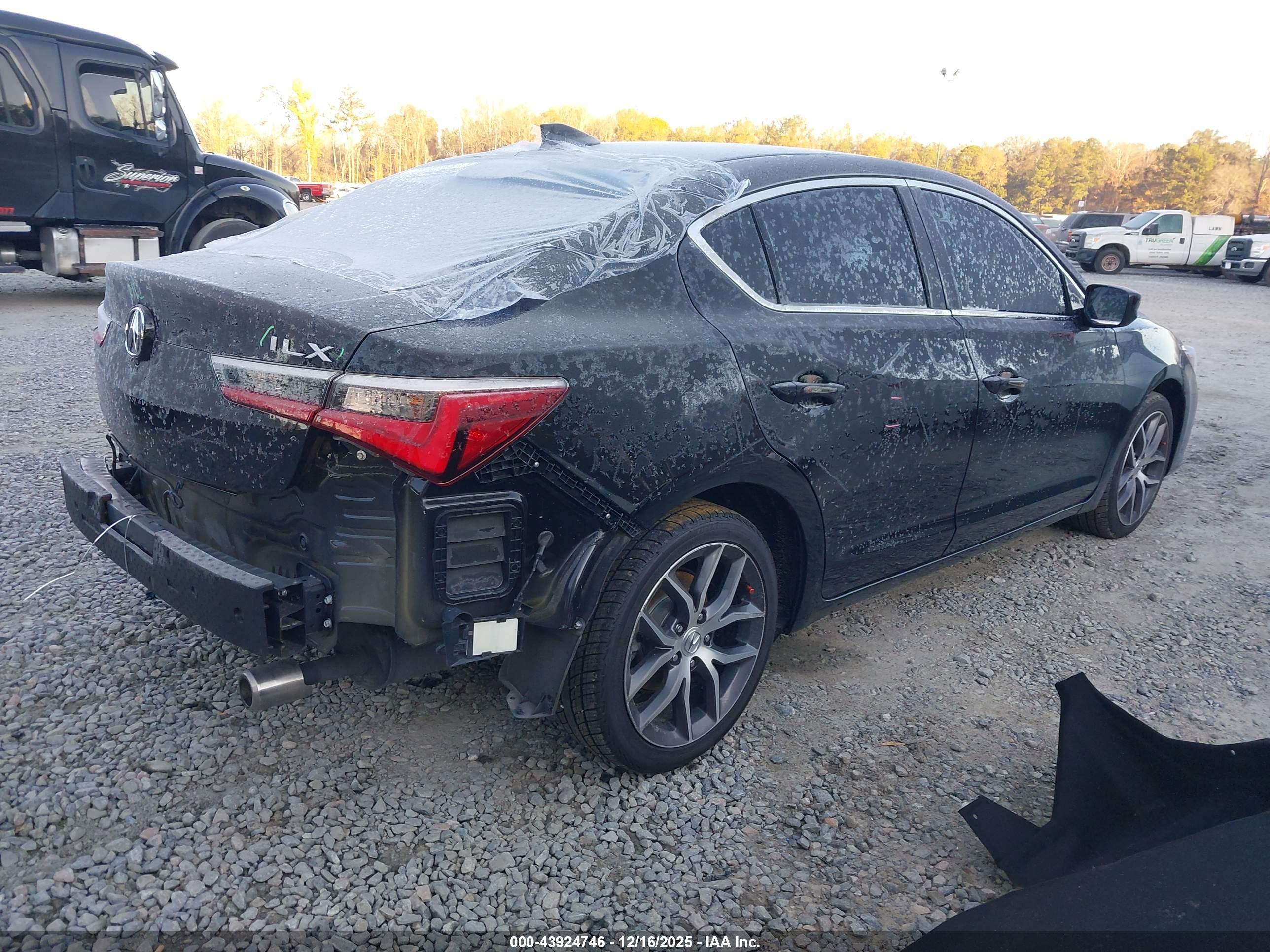 ACURA ILX image 4