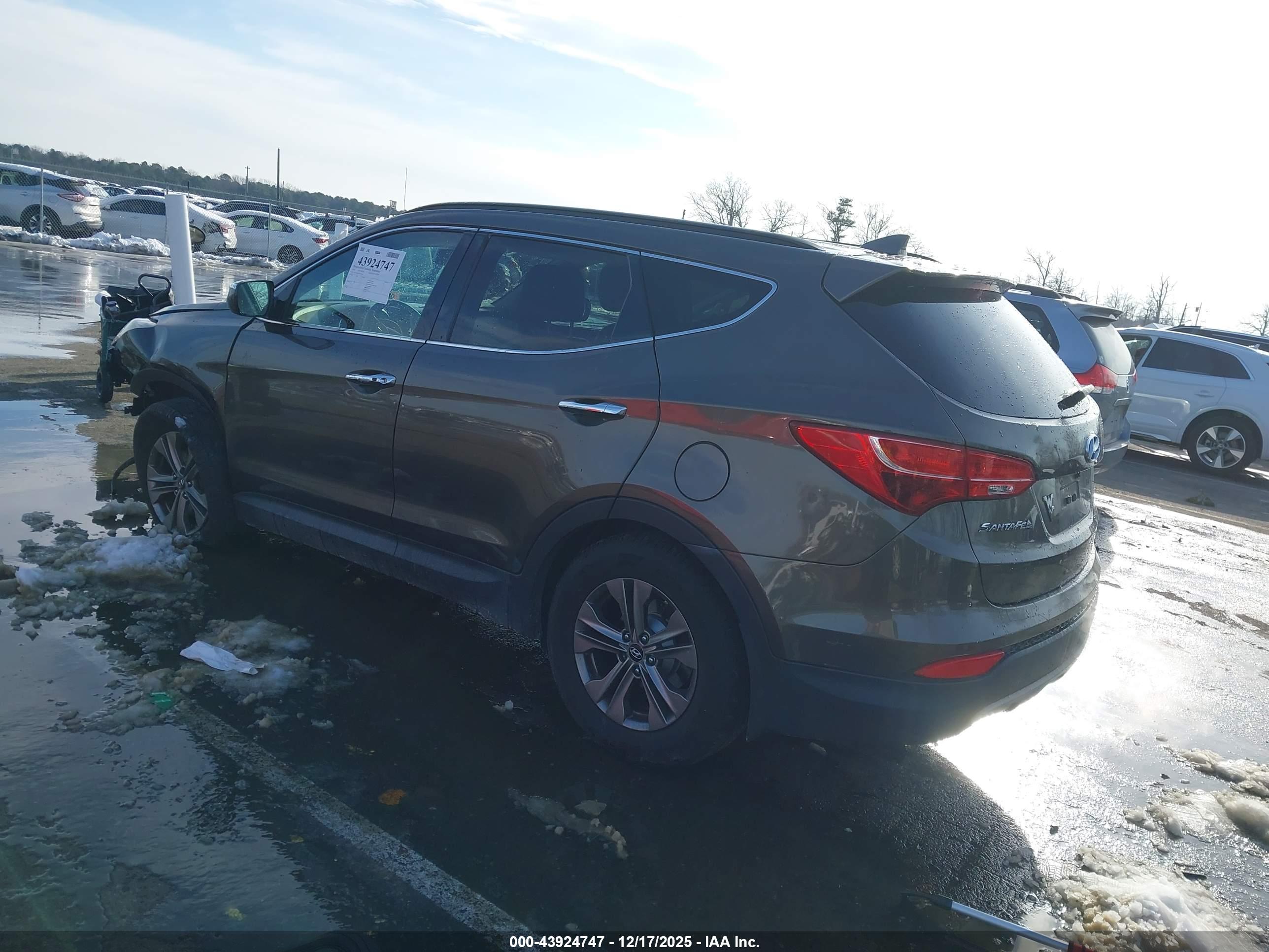 HYUNDAI SANTA image 3