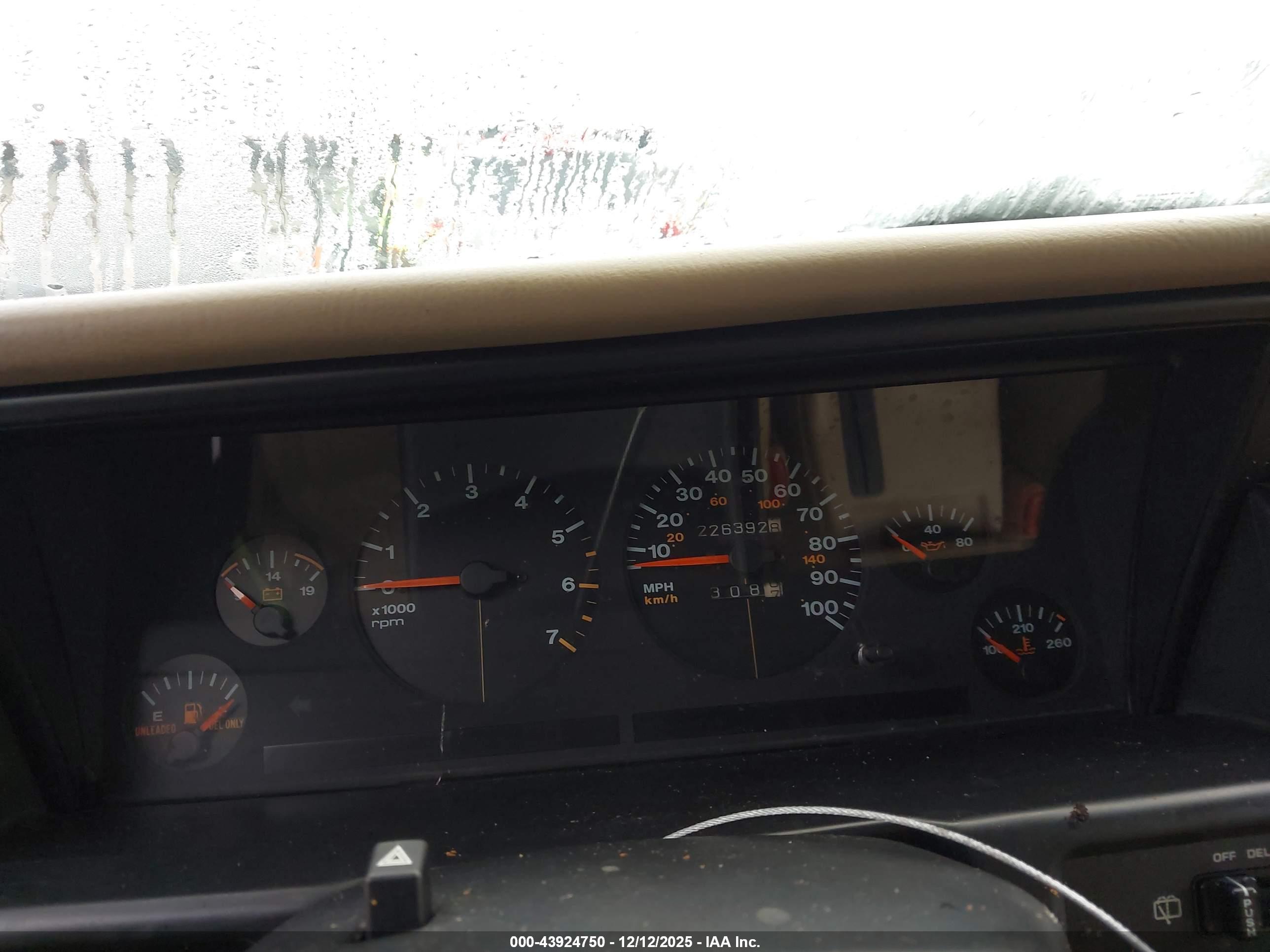 JEEP GRAND image 7