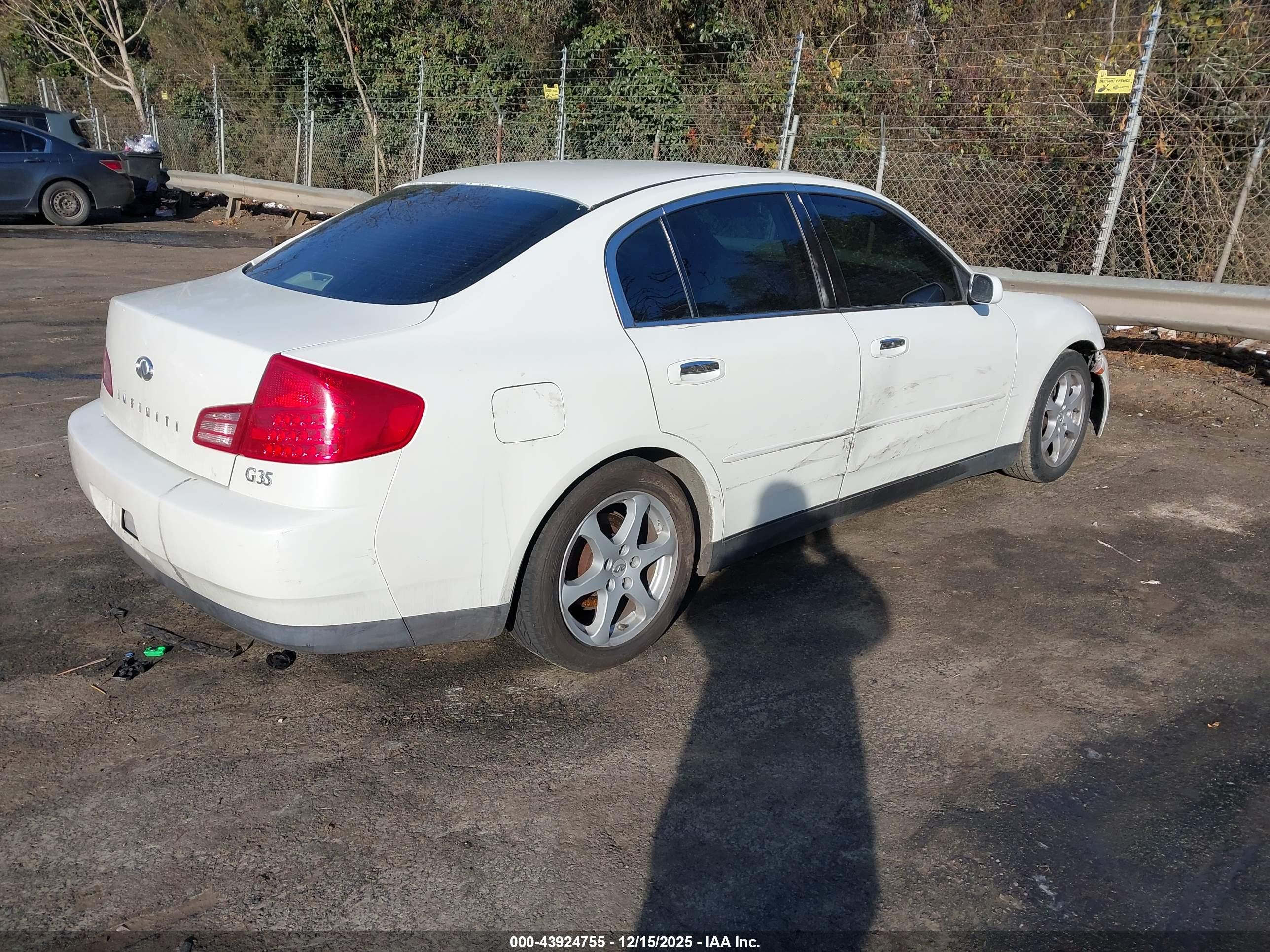 INFINITI G35 image 4