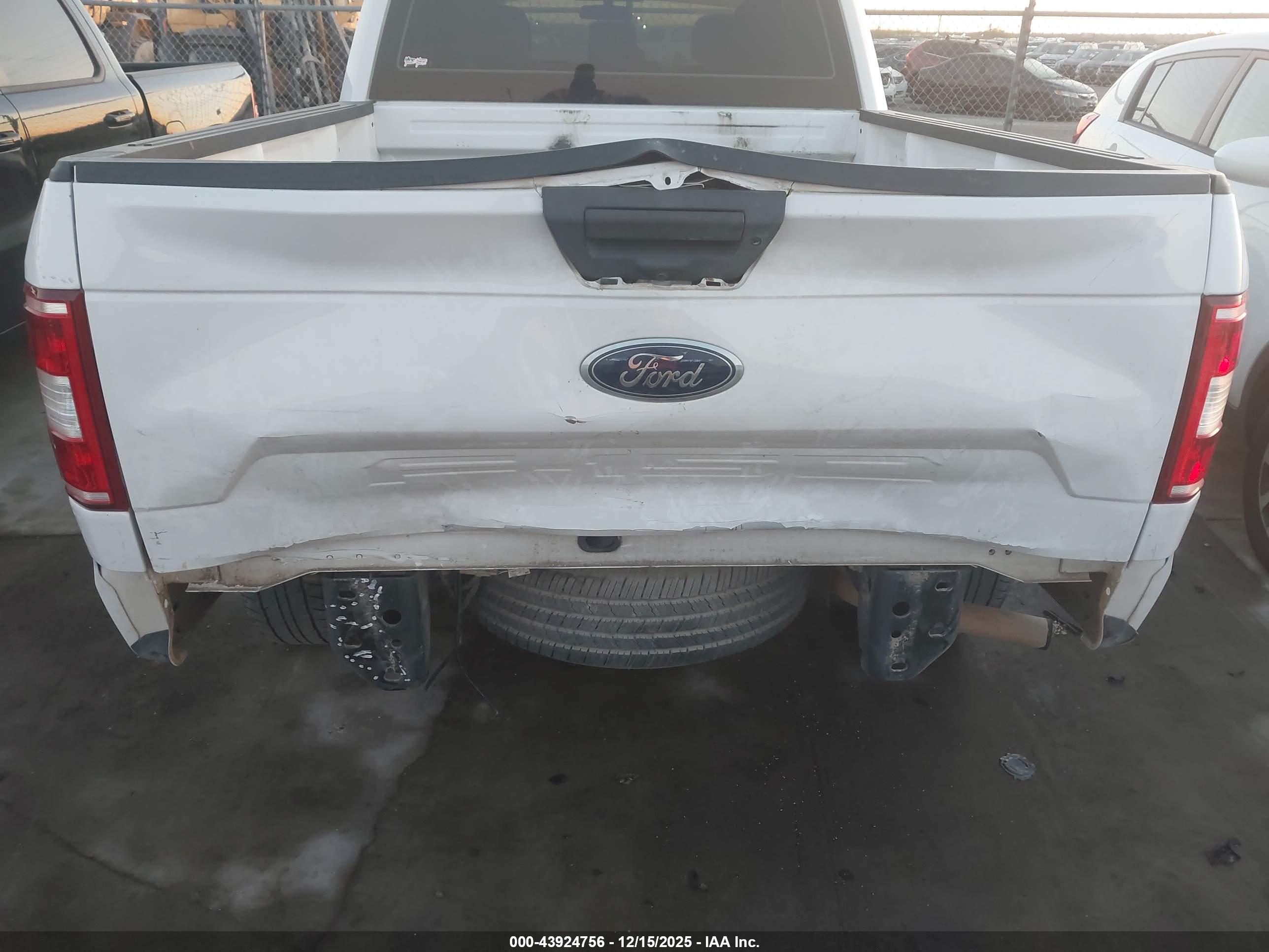 FORD F-150 image 6