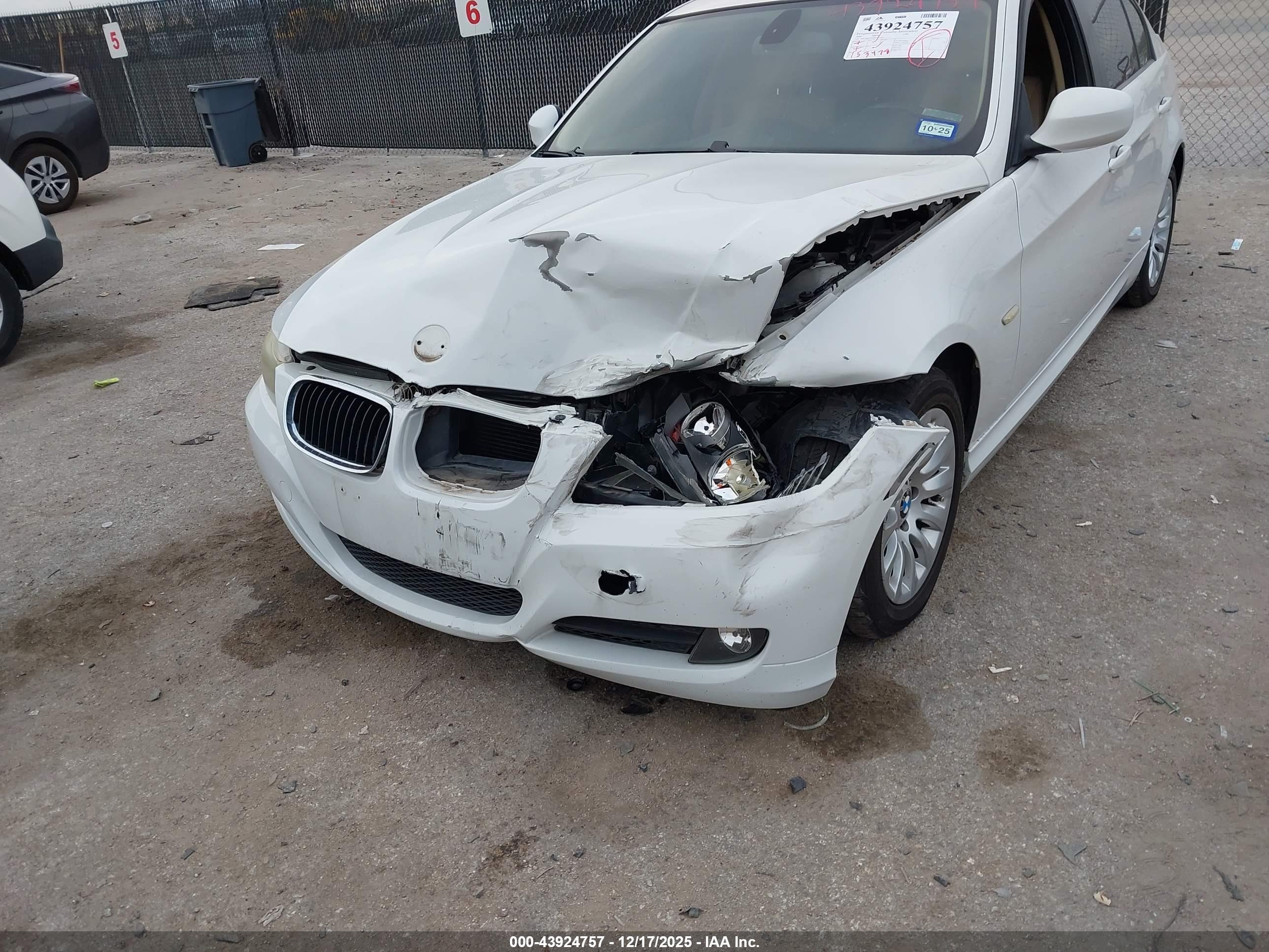 BMW 328I image 6