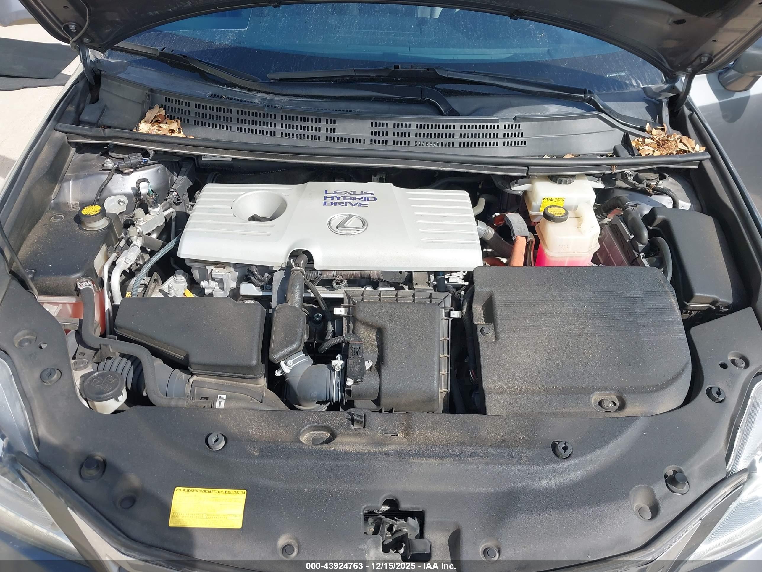 LEXUS CT image 10