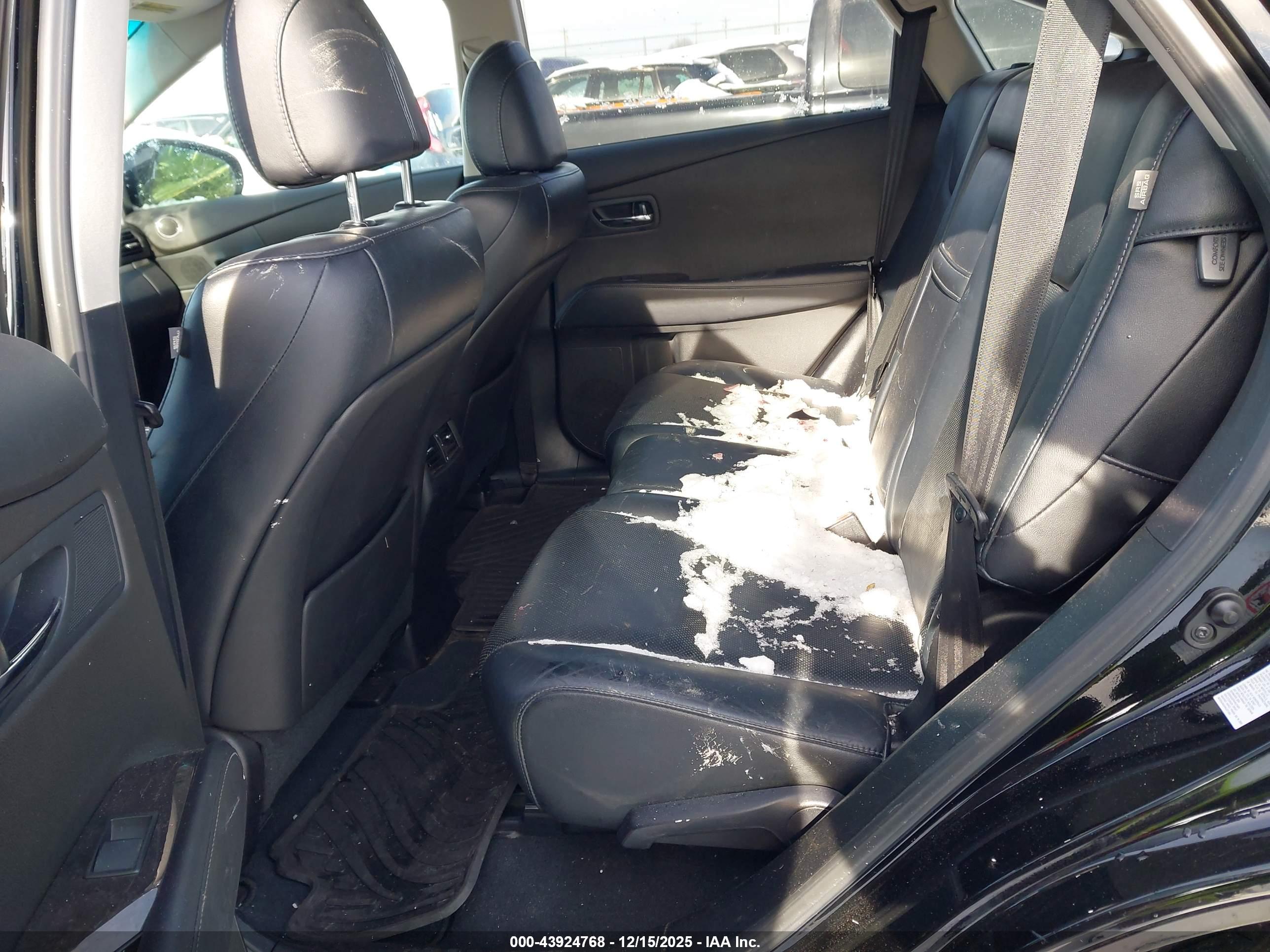 LEXUS RX image 8