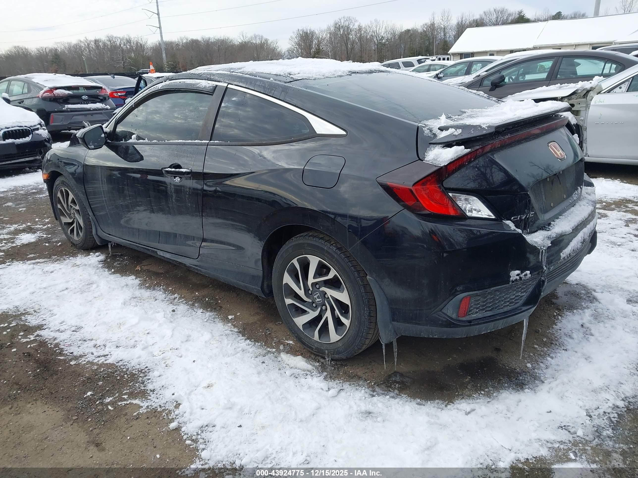 HONDA CIVIC image 3