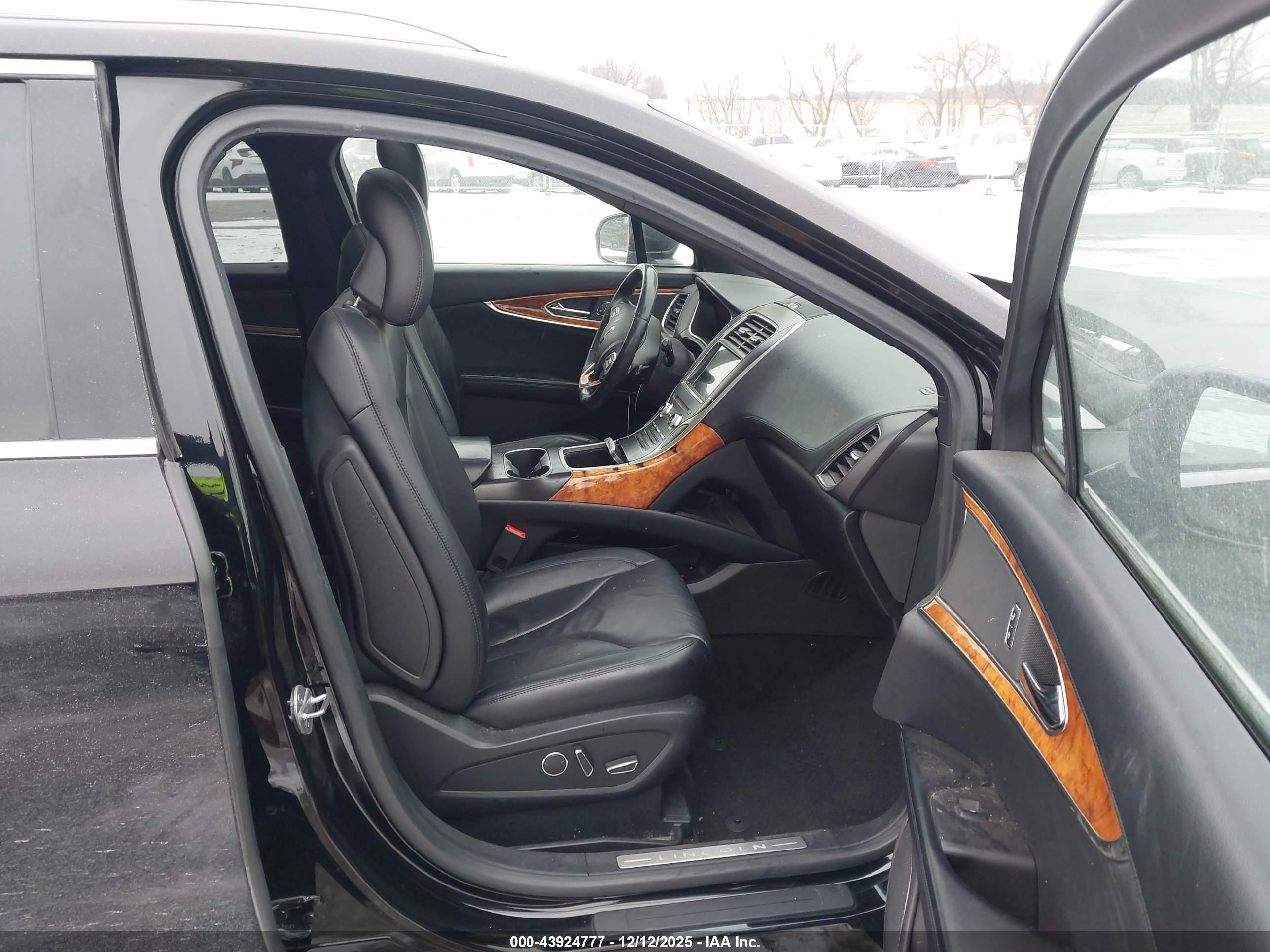 LINCOLN MKX image 5