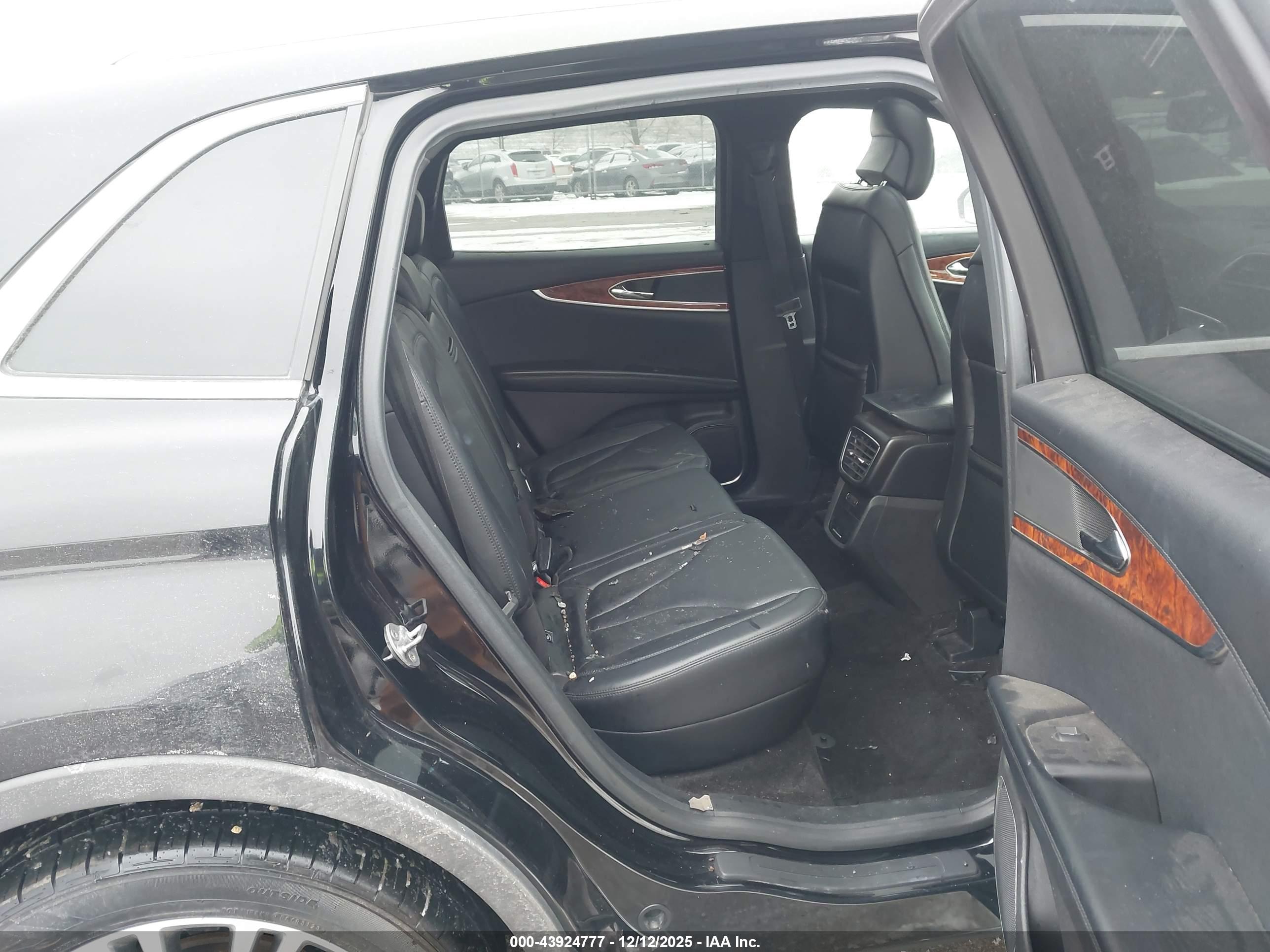 LINCOLN MKX image 8