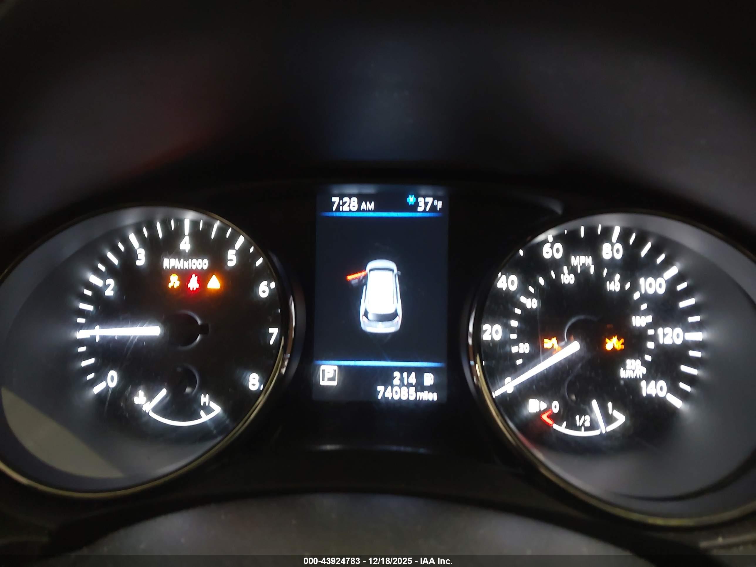 NISSAN ROGUE image 7