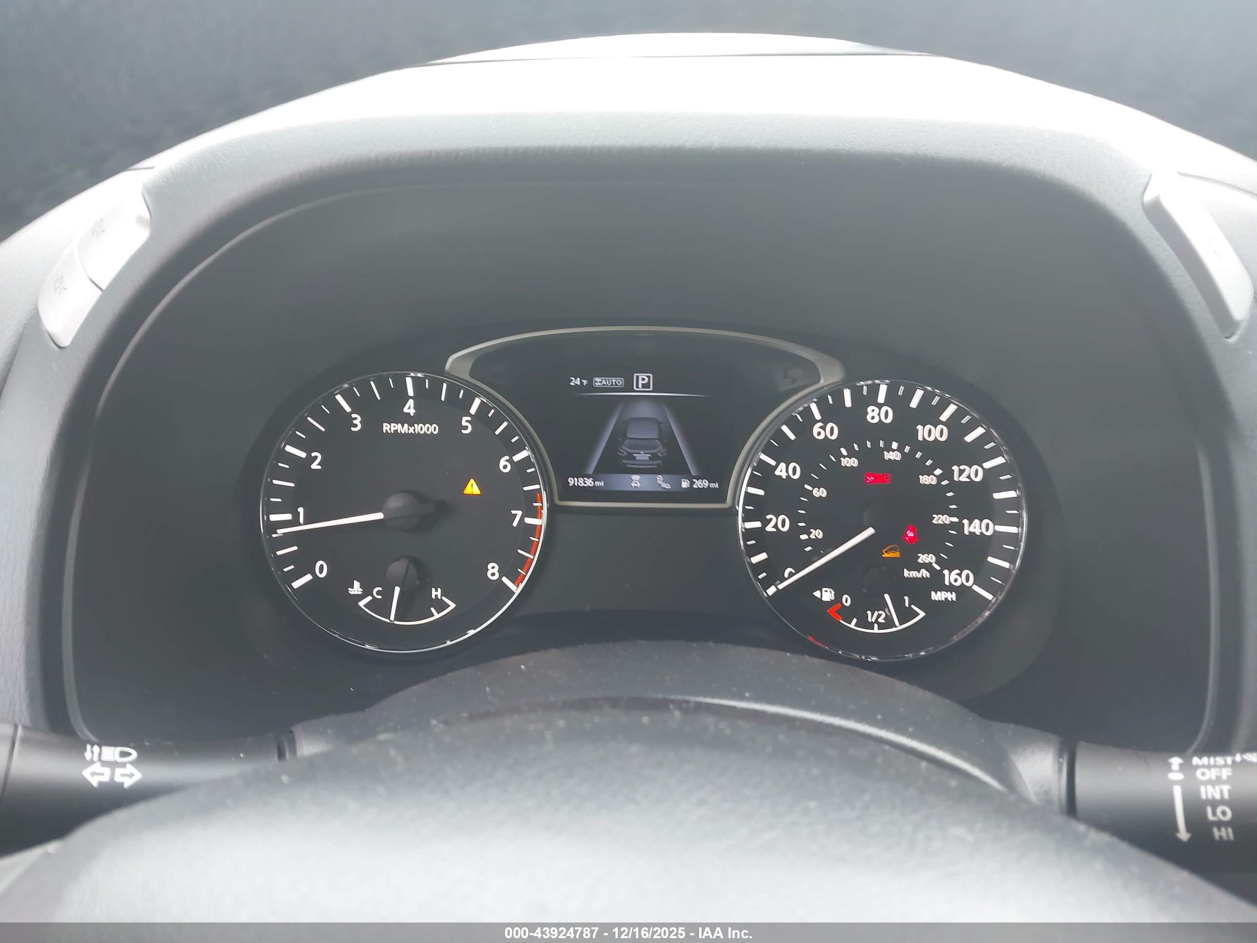 NISSAN PATHFINDER image 7