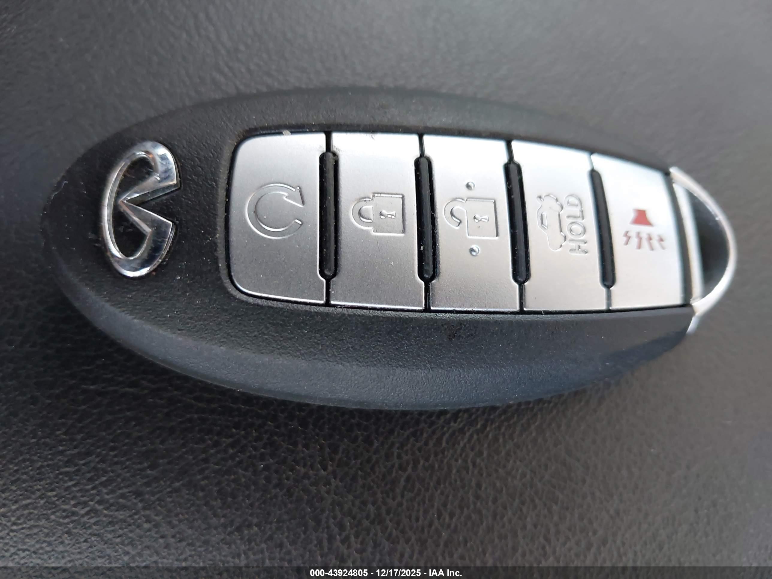 INFINITI Q50 image 11