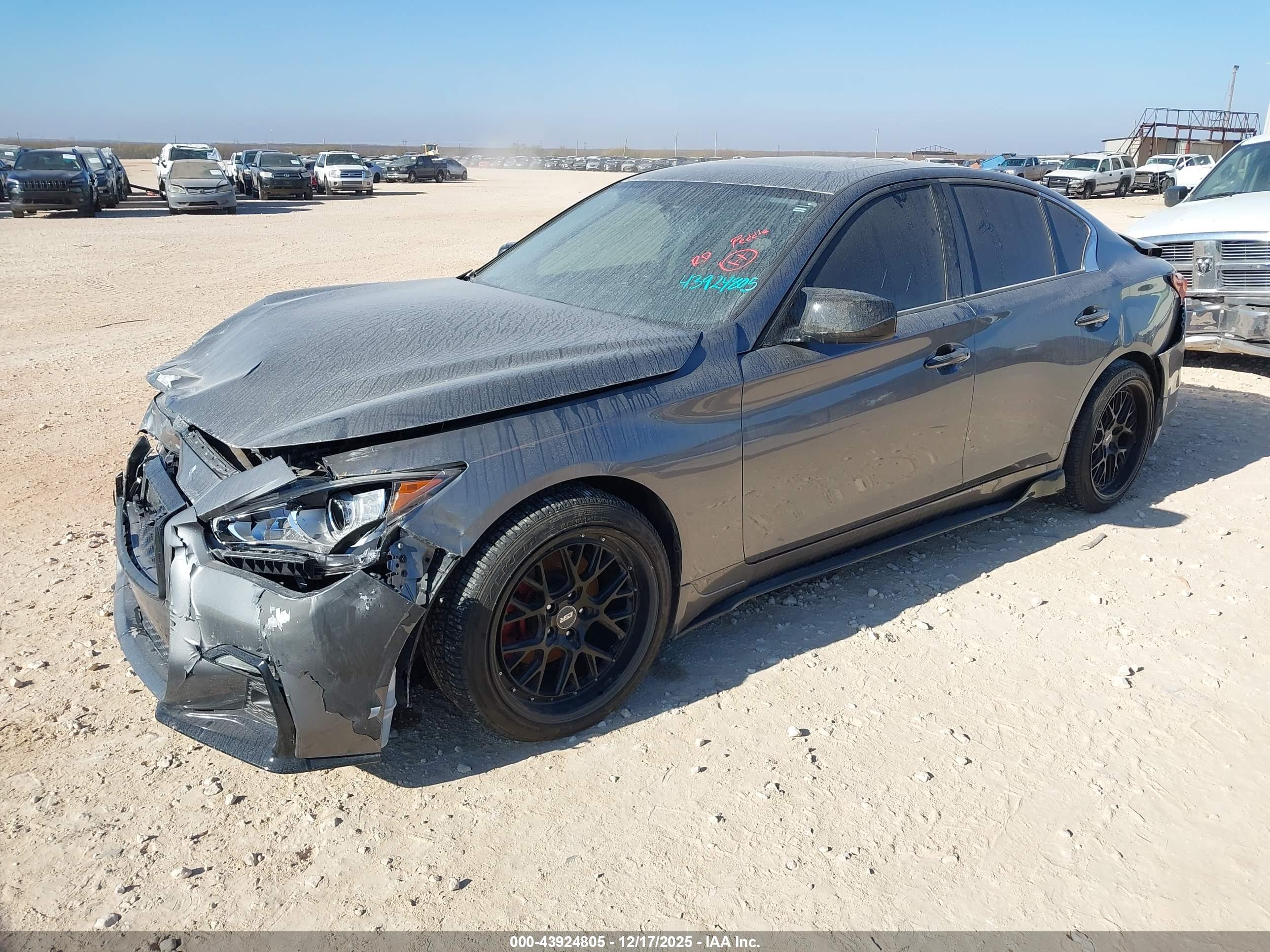 INFINITI Q50 image 2