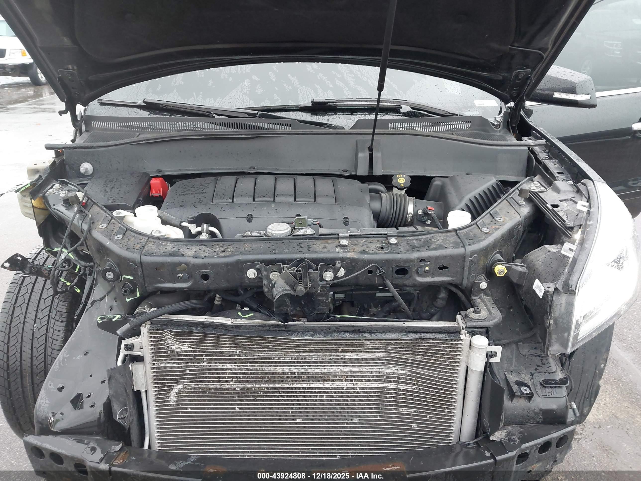 GMC ACADIA image 10
