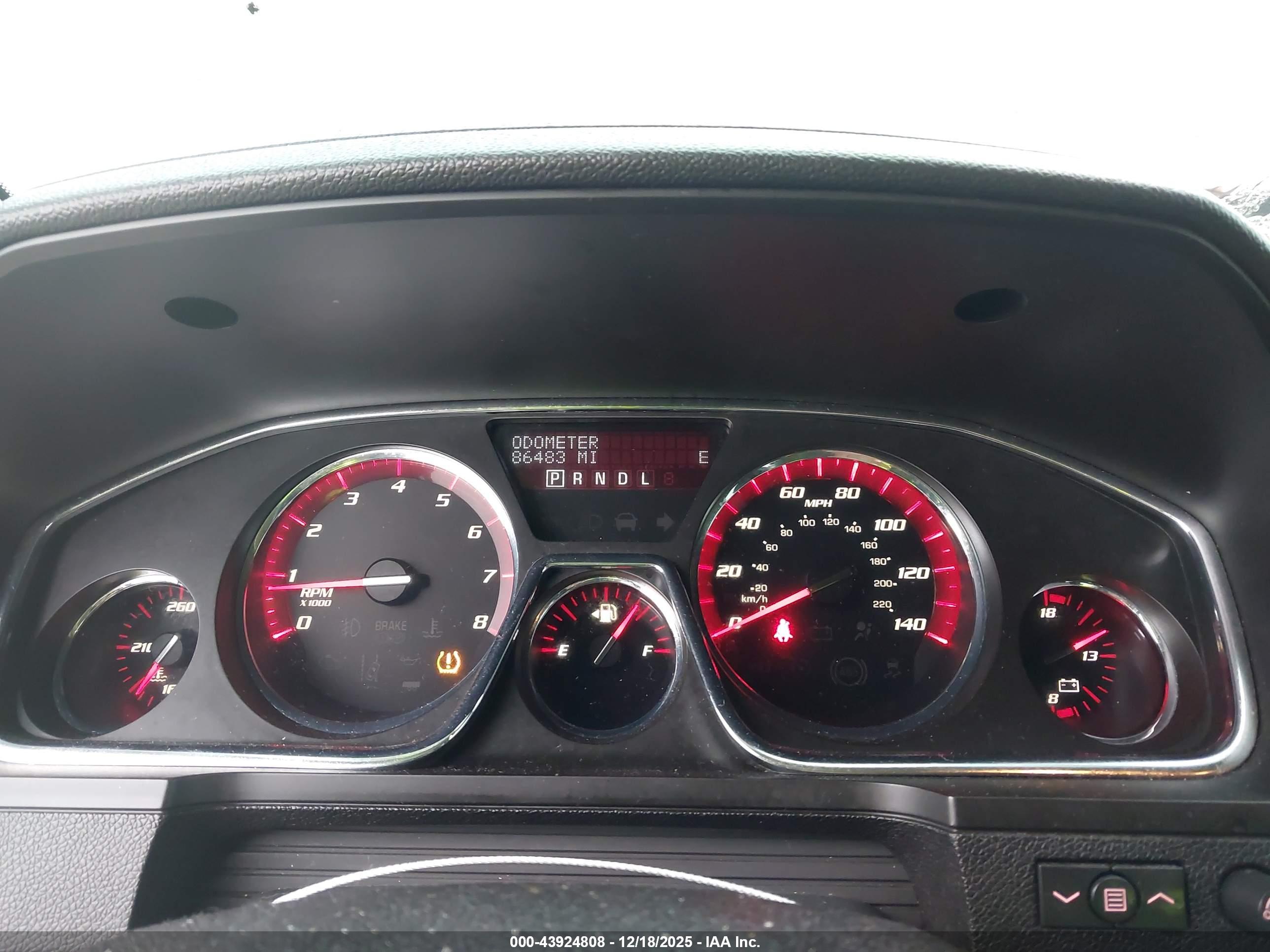 GMC ACADIA image 7