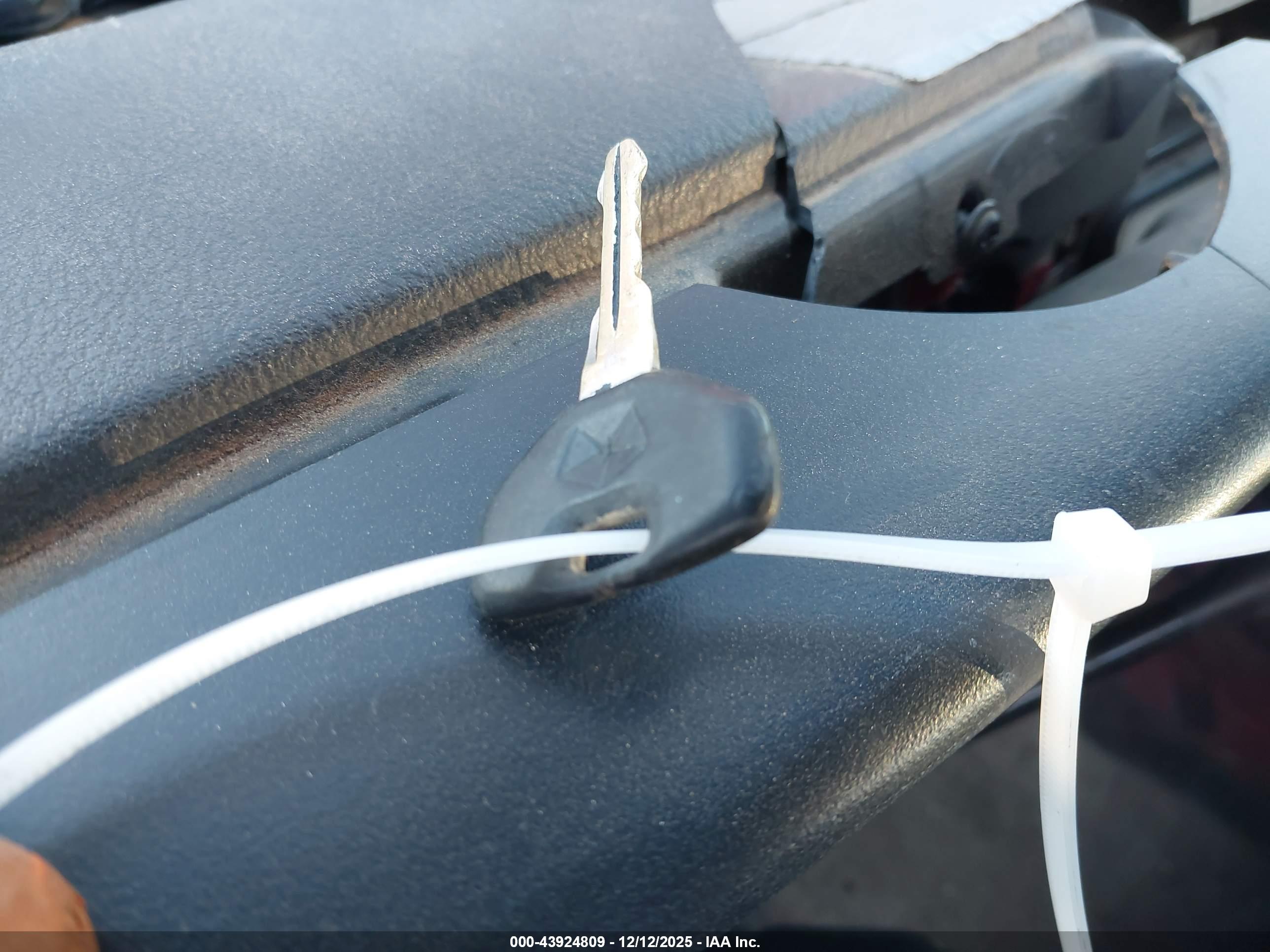 DODGE RAM image 11