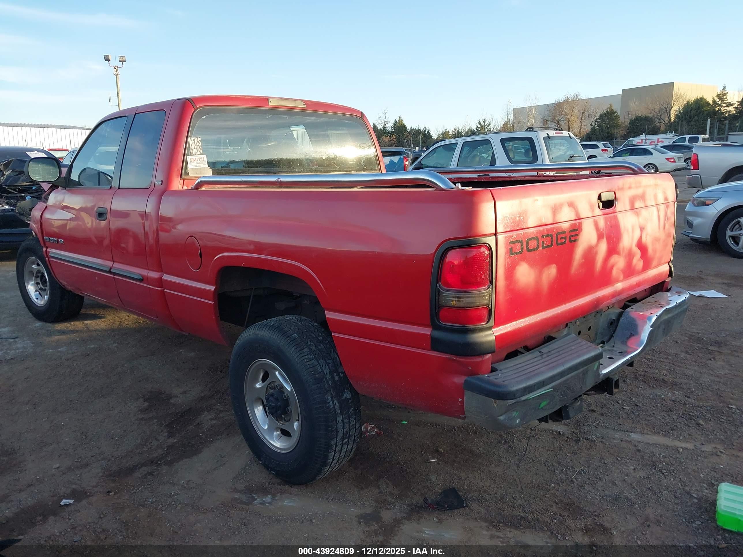 DODGE RAM image 3