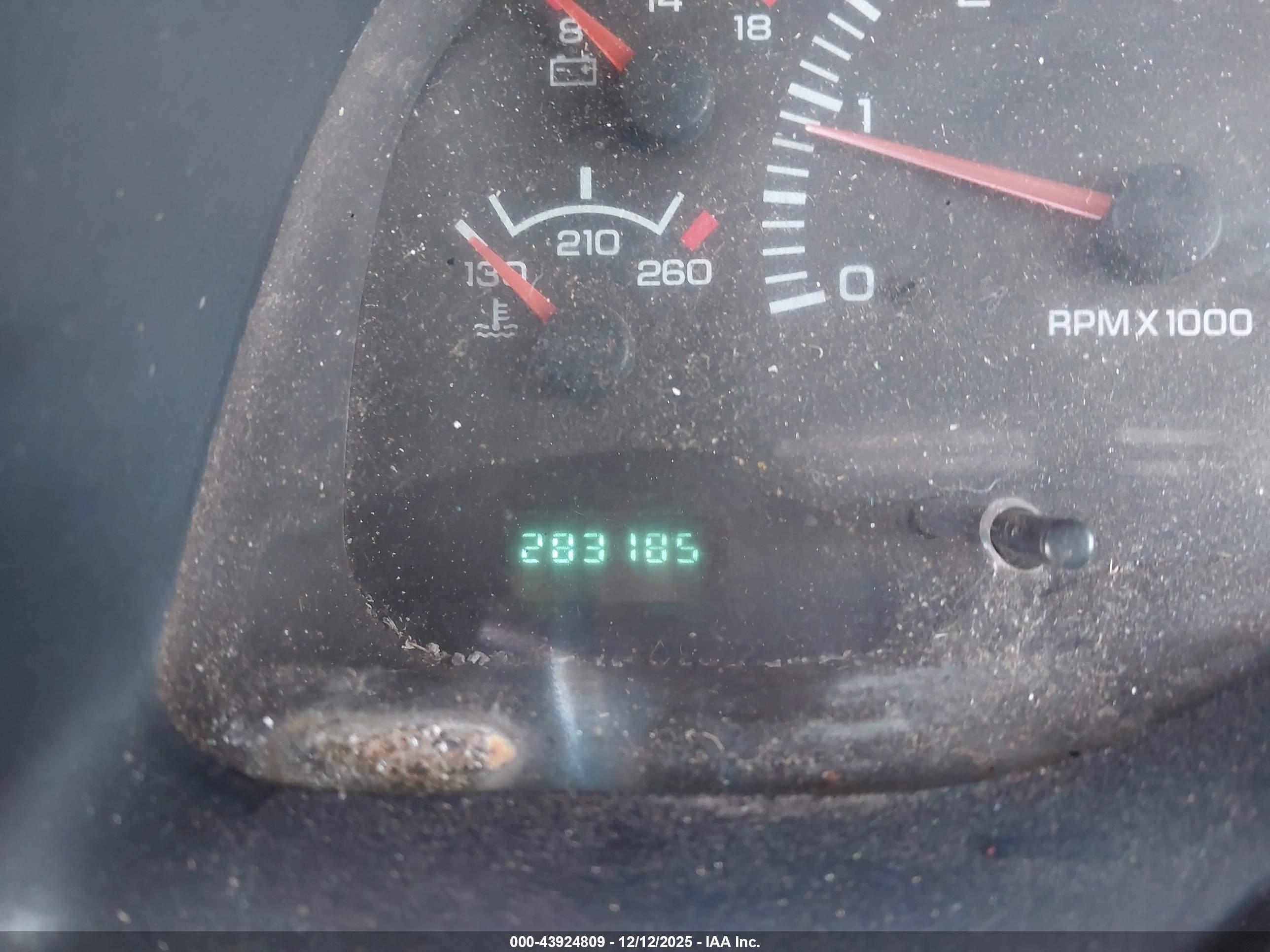 DODGE RAM image 7