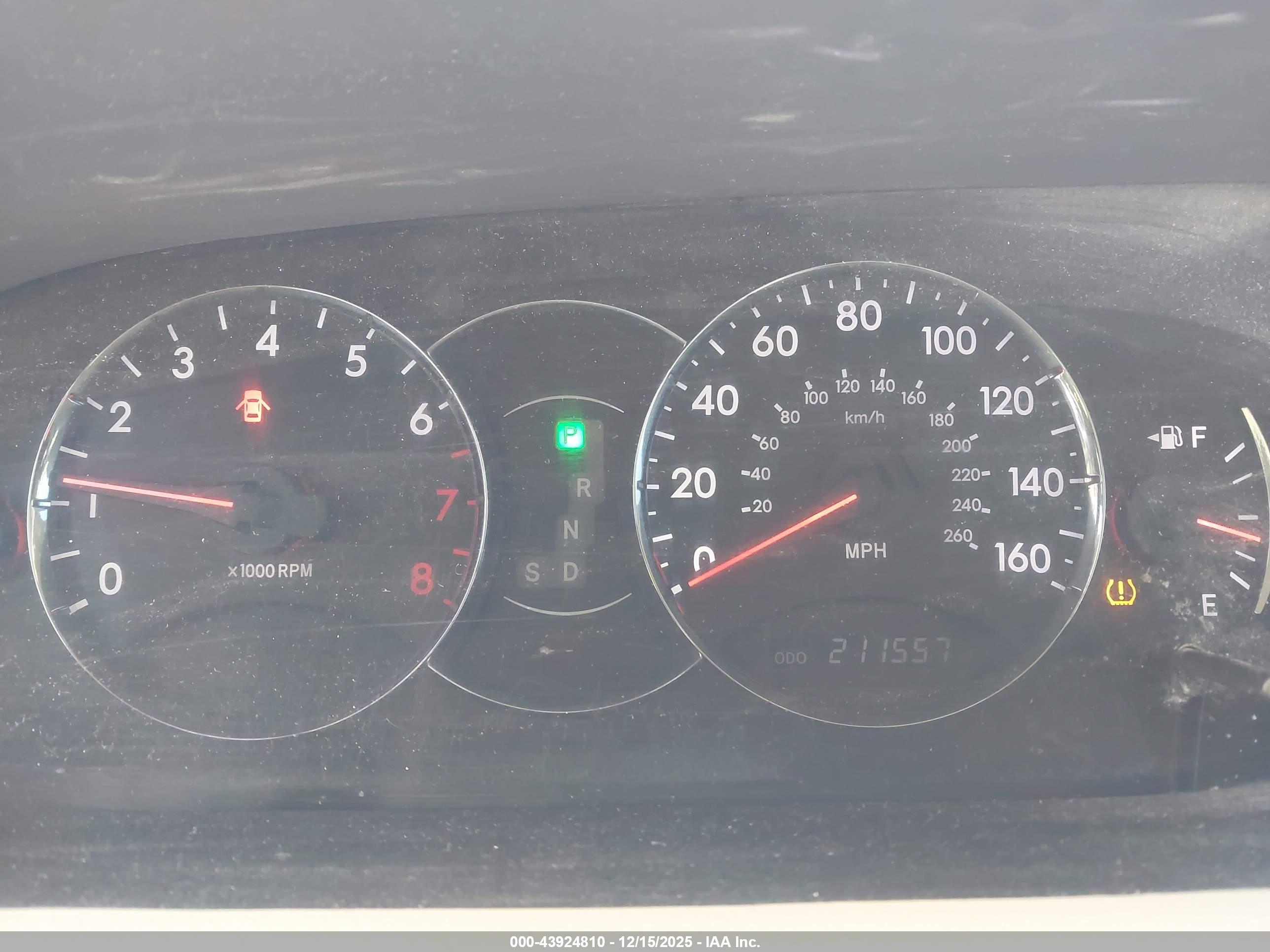 TOYOTA AVALON image 7
