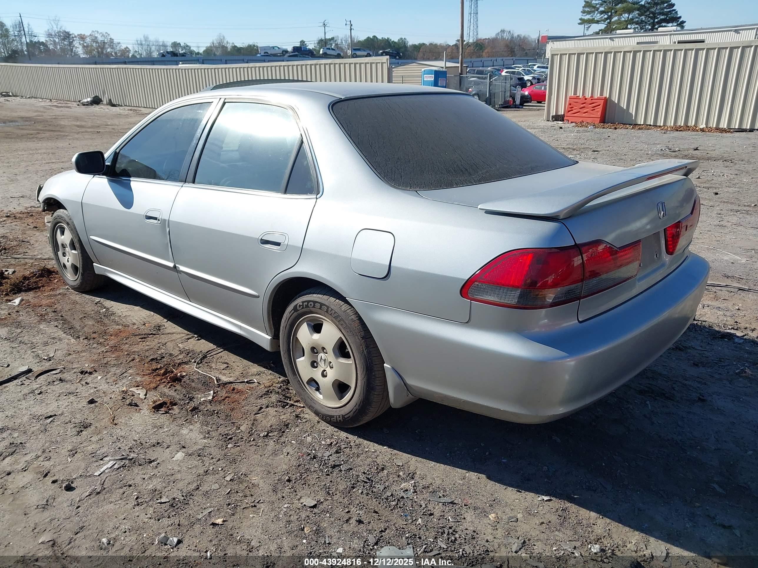 HONDA ACCORD image 3