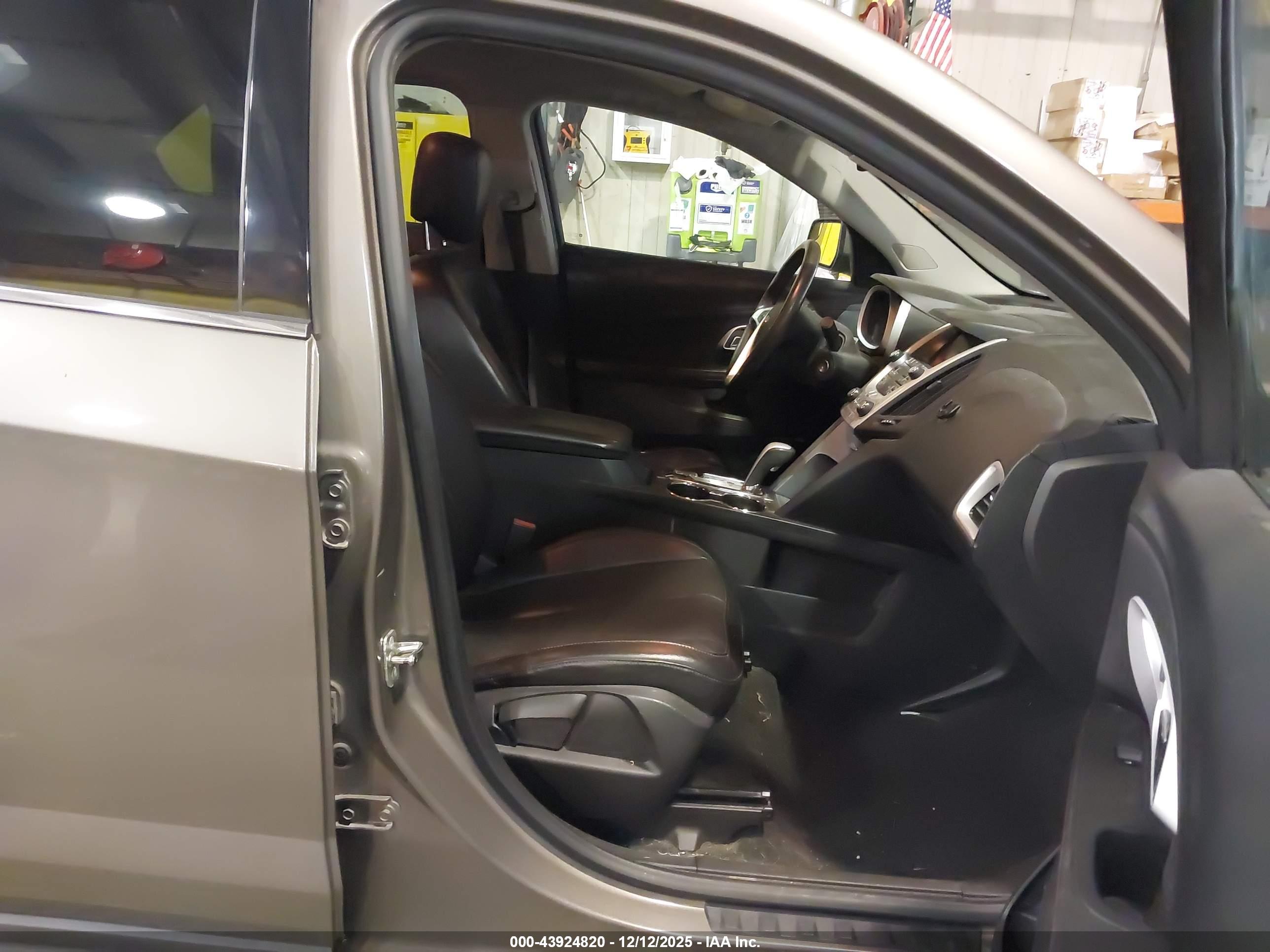 CHEVROLET EQUINOX image 5