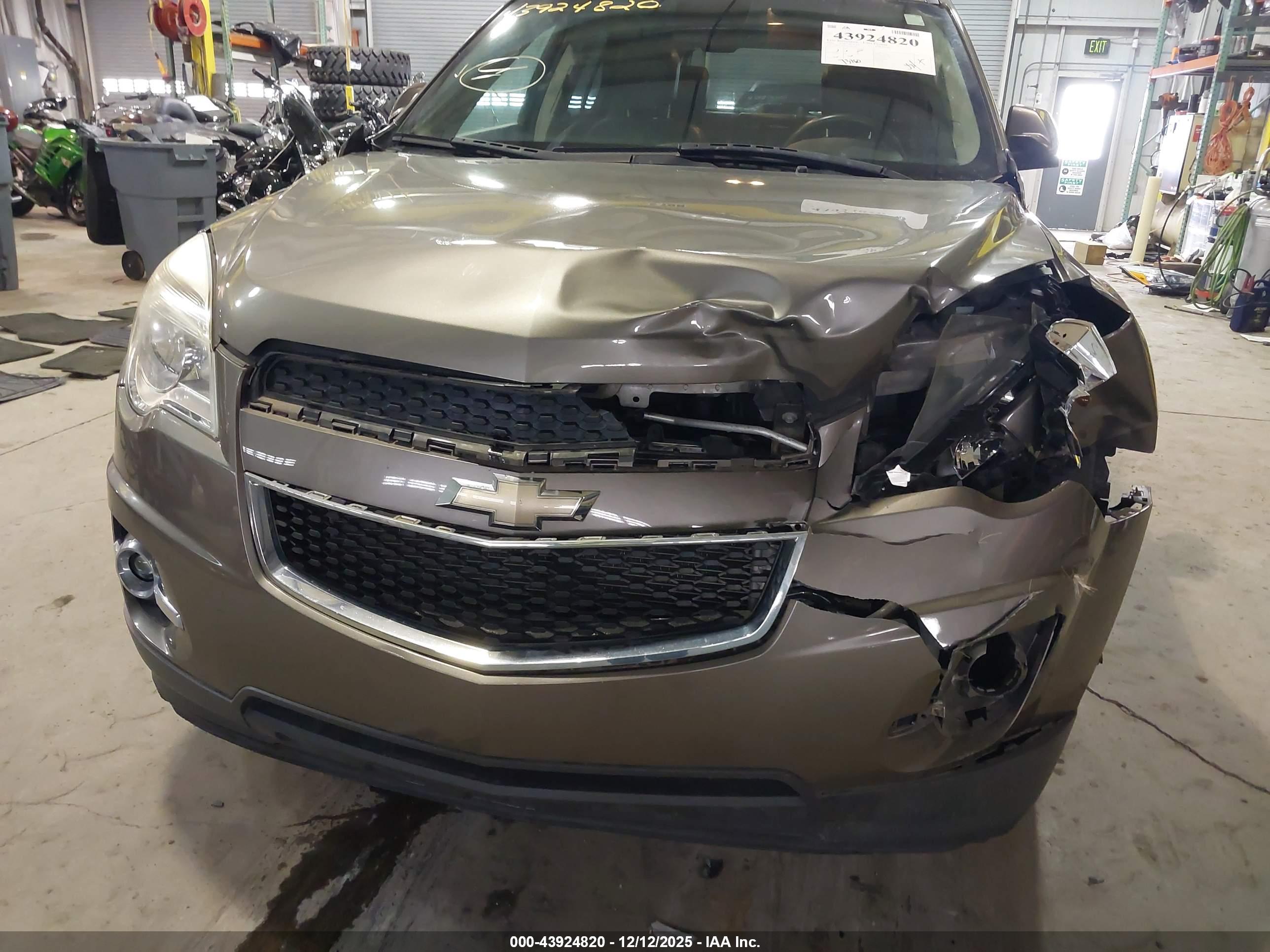 CHEVROLET EQUINOX image 6