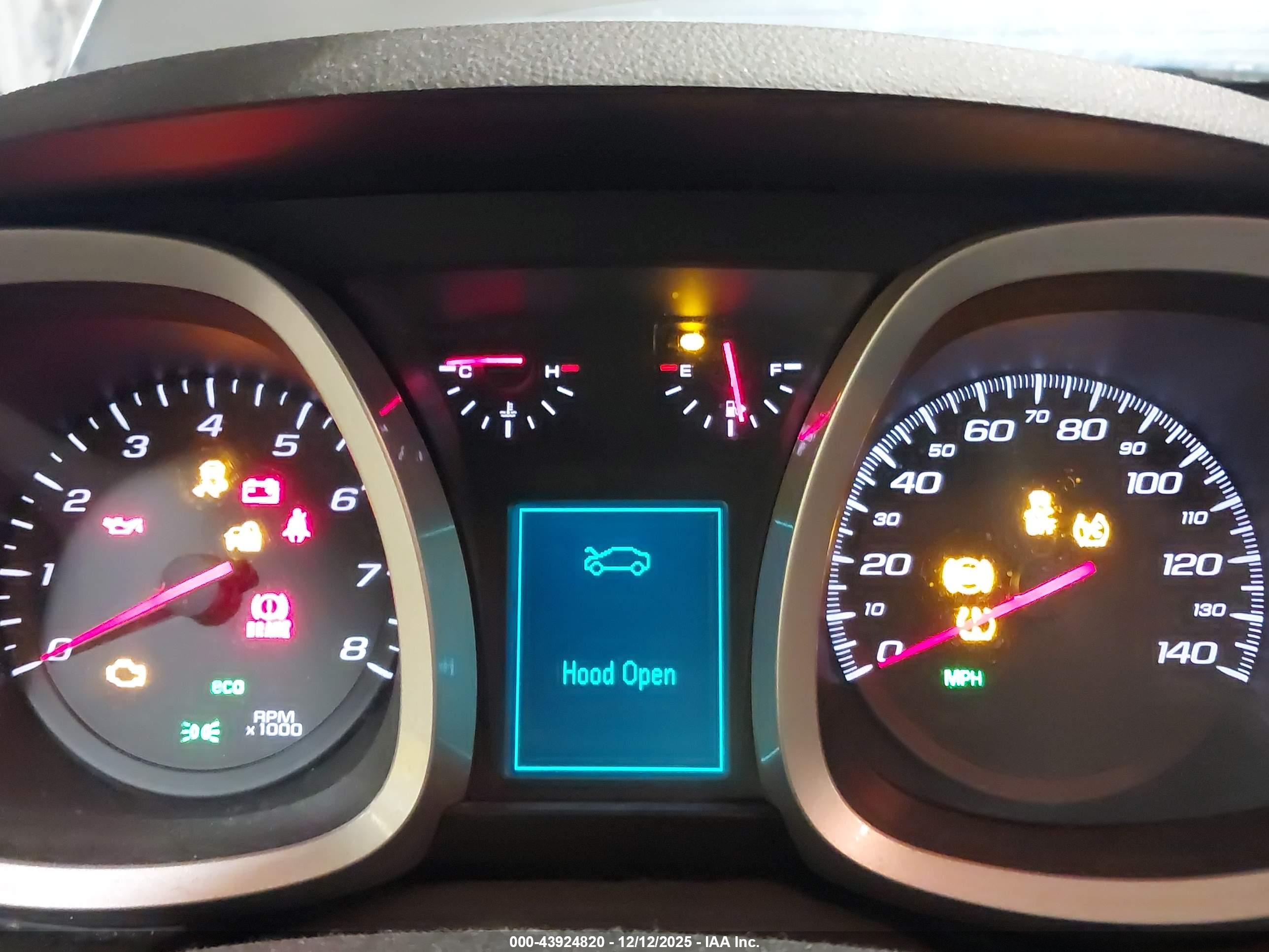 CHEVROLET EQUINOX image 7