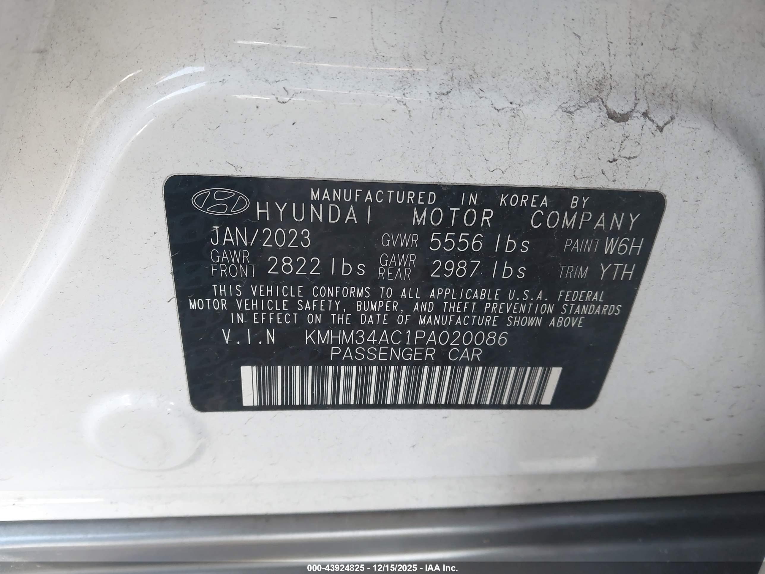 HYUNDAI IONIQ image 9