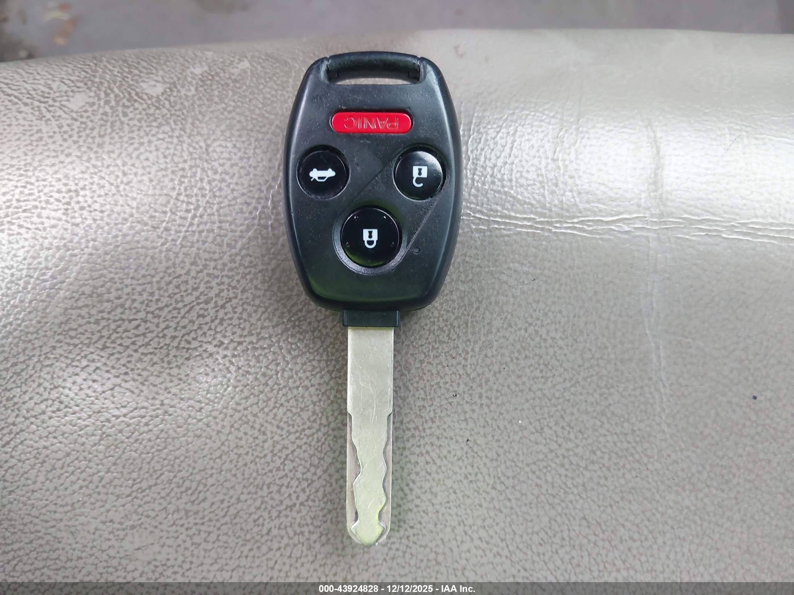 HONDA CIVIC image 11