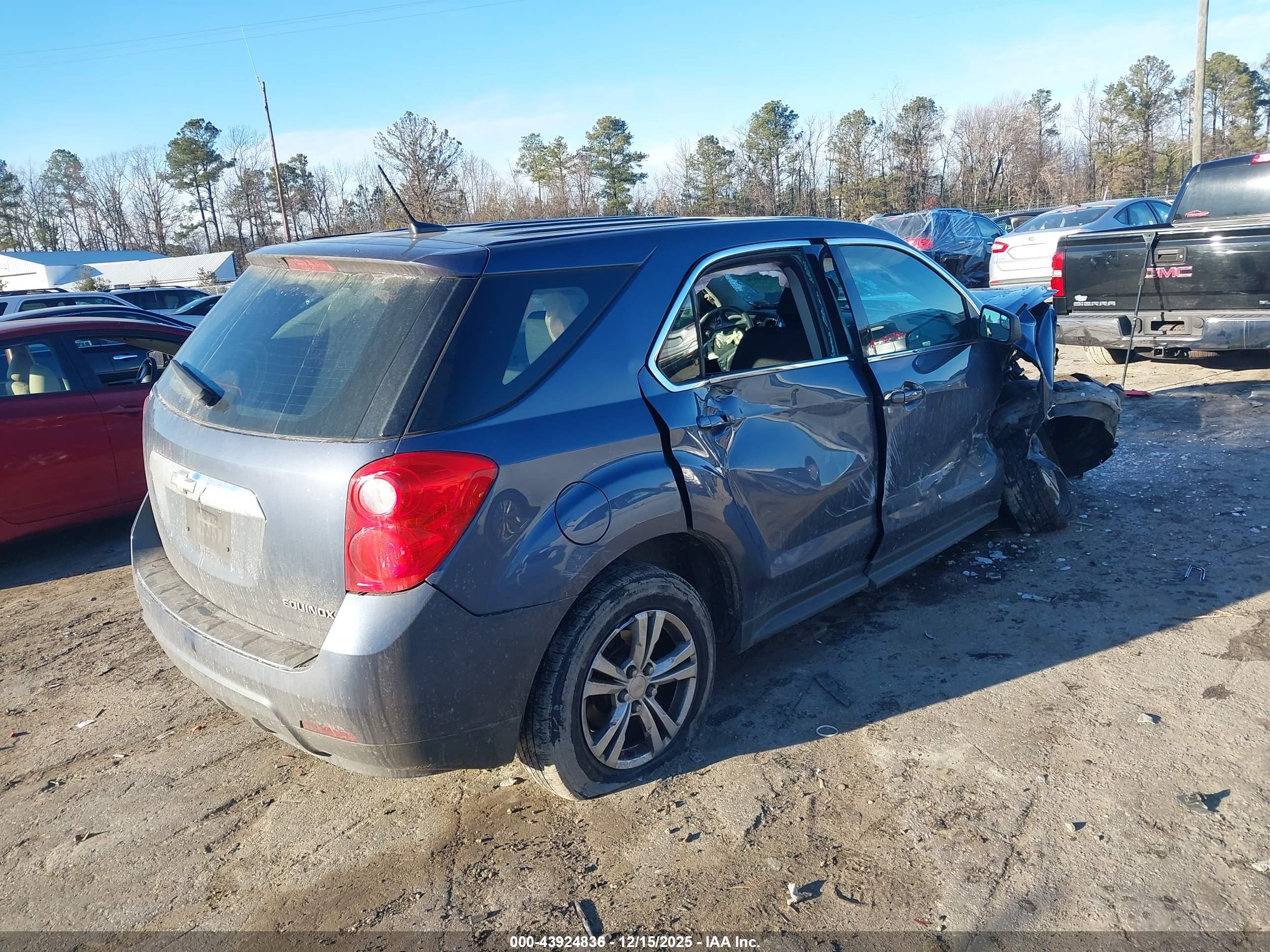 CHEVROLET EQUINOX image 4